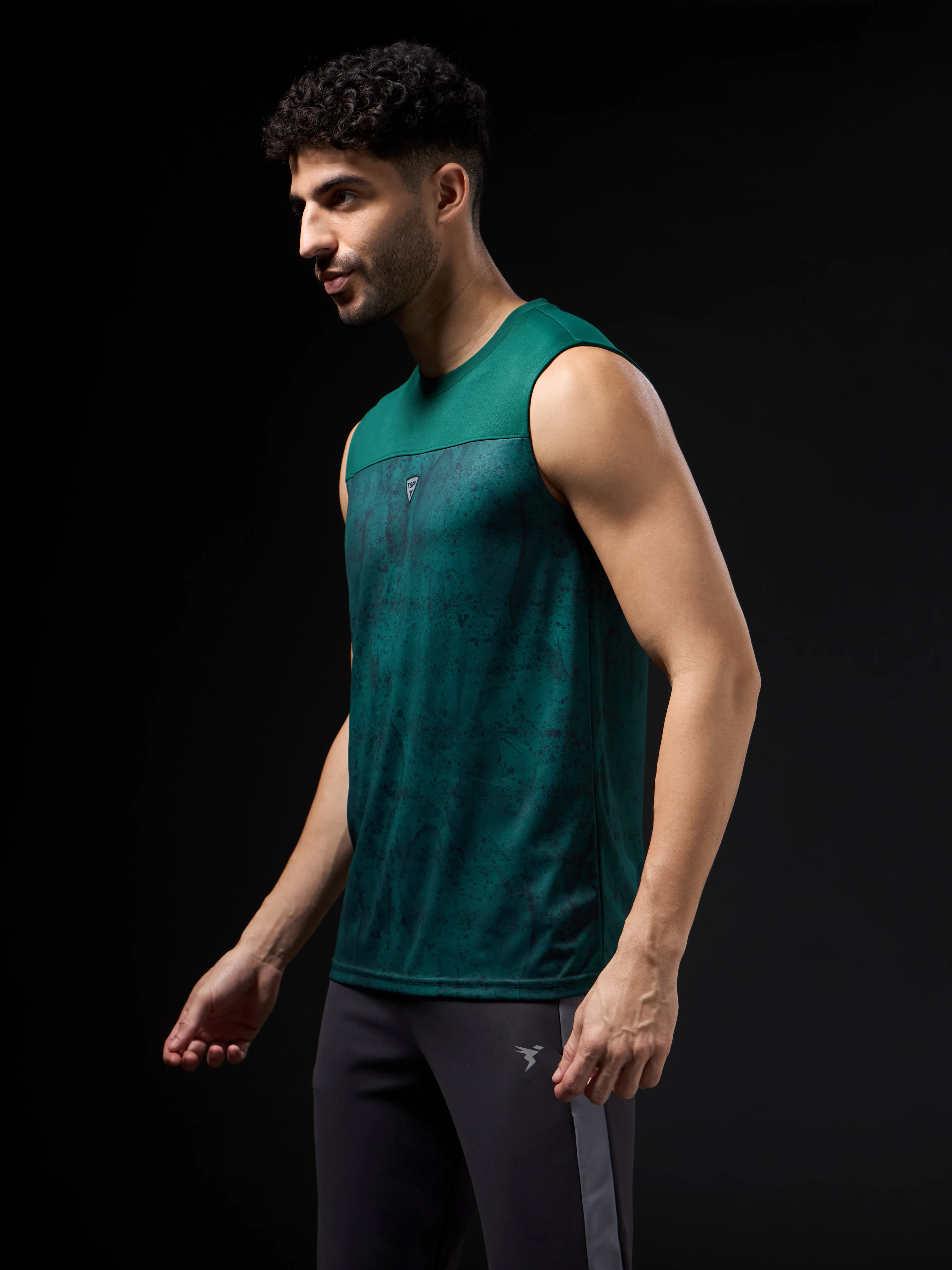 Men Printed Slim Fit Round Neck Innerwear Vest with TECHNOCOOL+ - Image 4