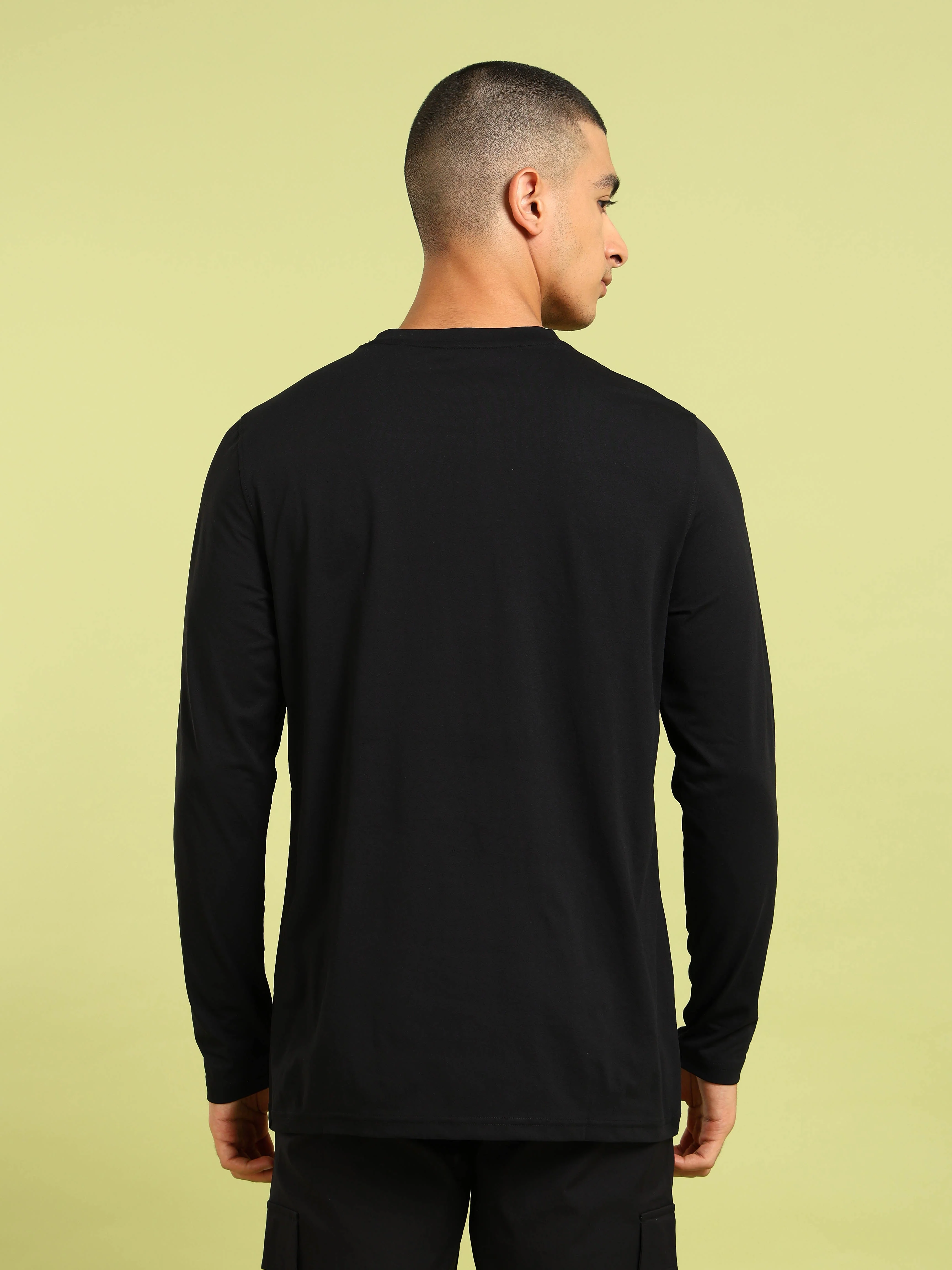 Men Solid Slim Fit Round Neck Sports T-shirt with COTFLEX - Image 2