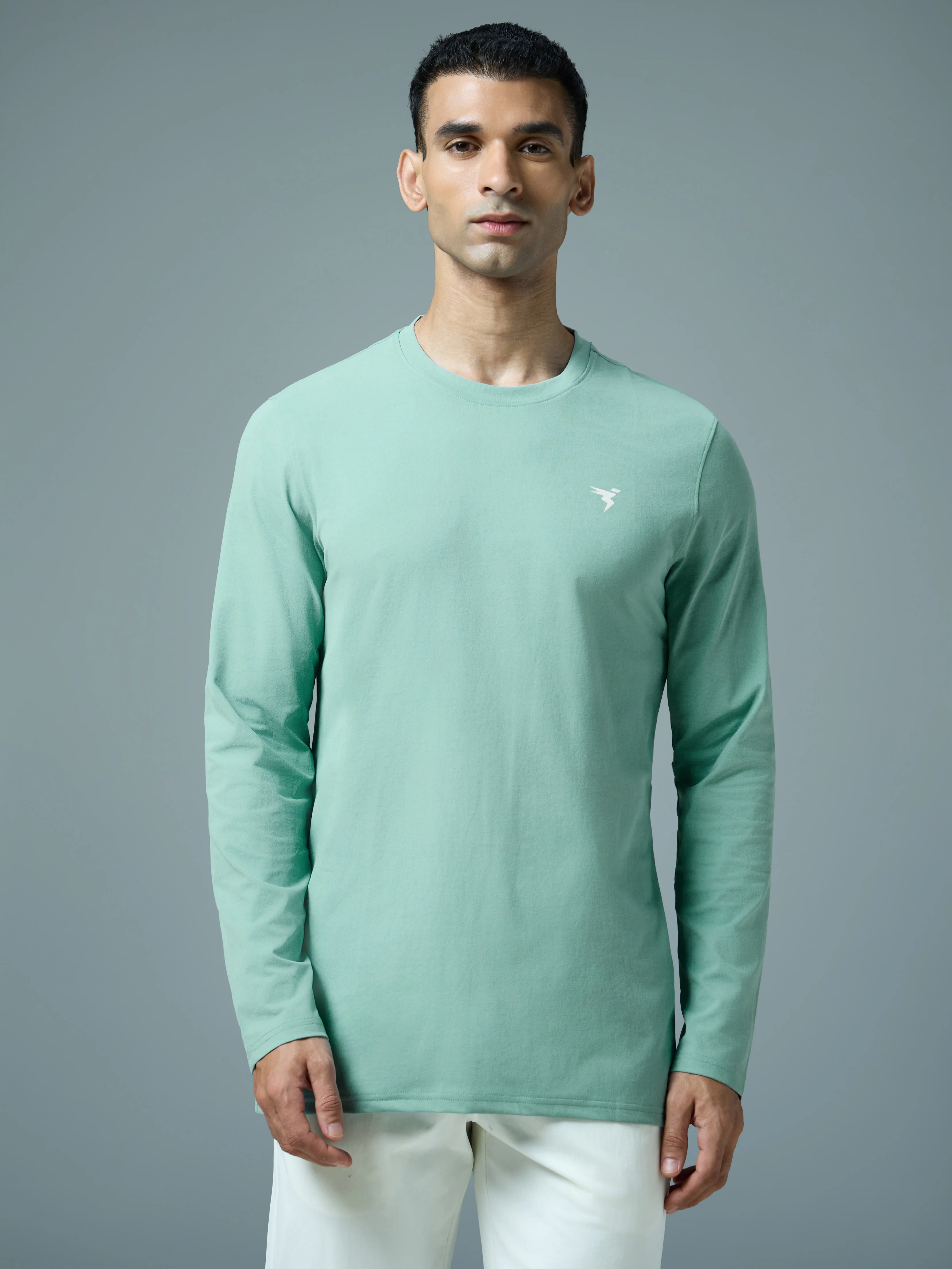 Men Solid Slim Fit Round Neck Sports T-shirt with COTFLEX - Image 2