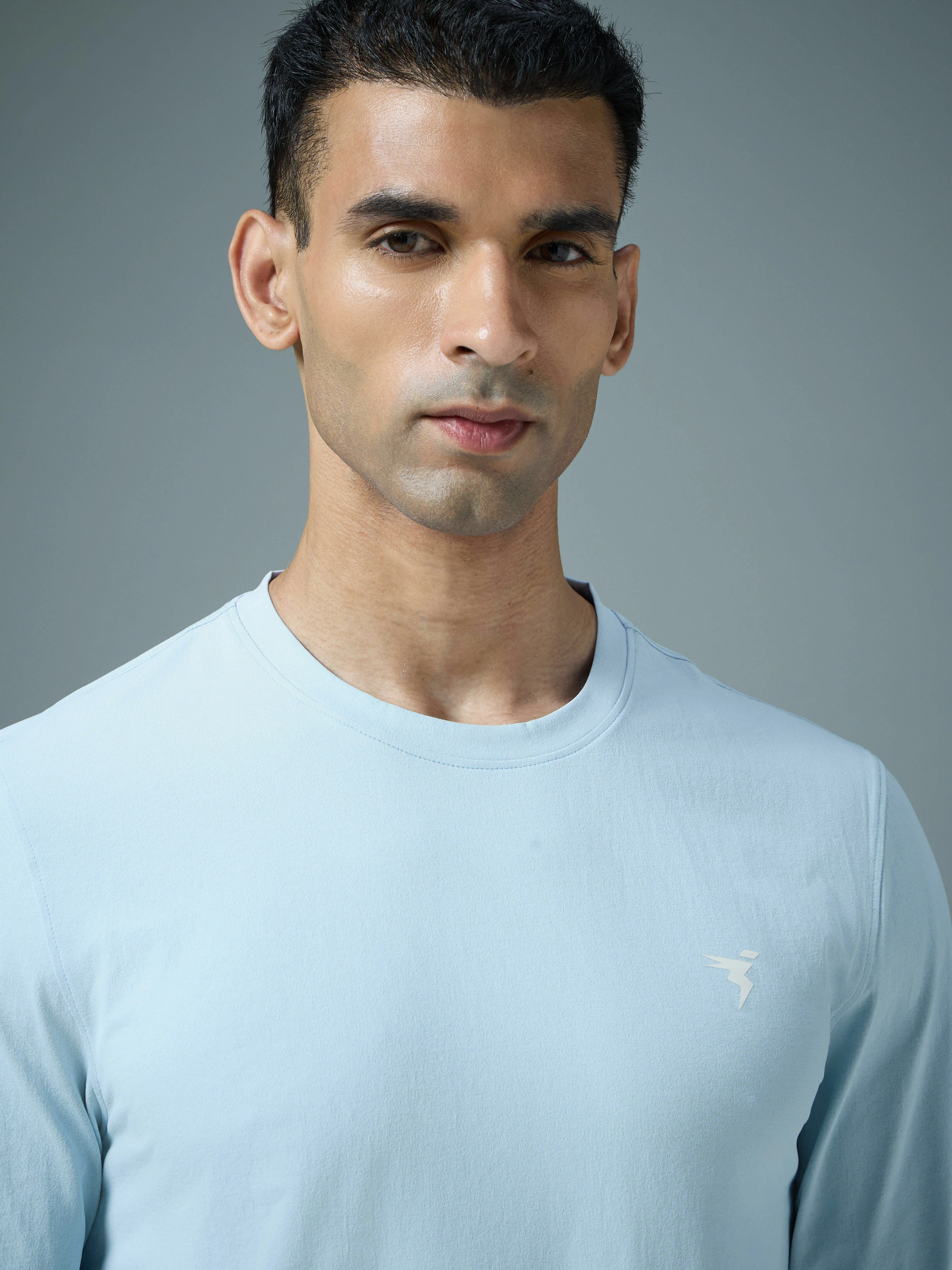 Men Solid Slim Fit Round Neck Sports T-shirt with COTFLEX - Image 6