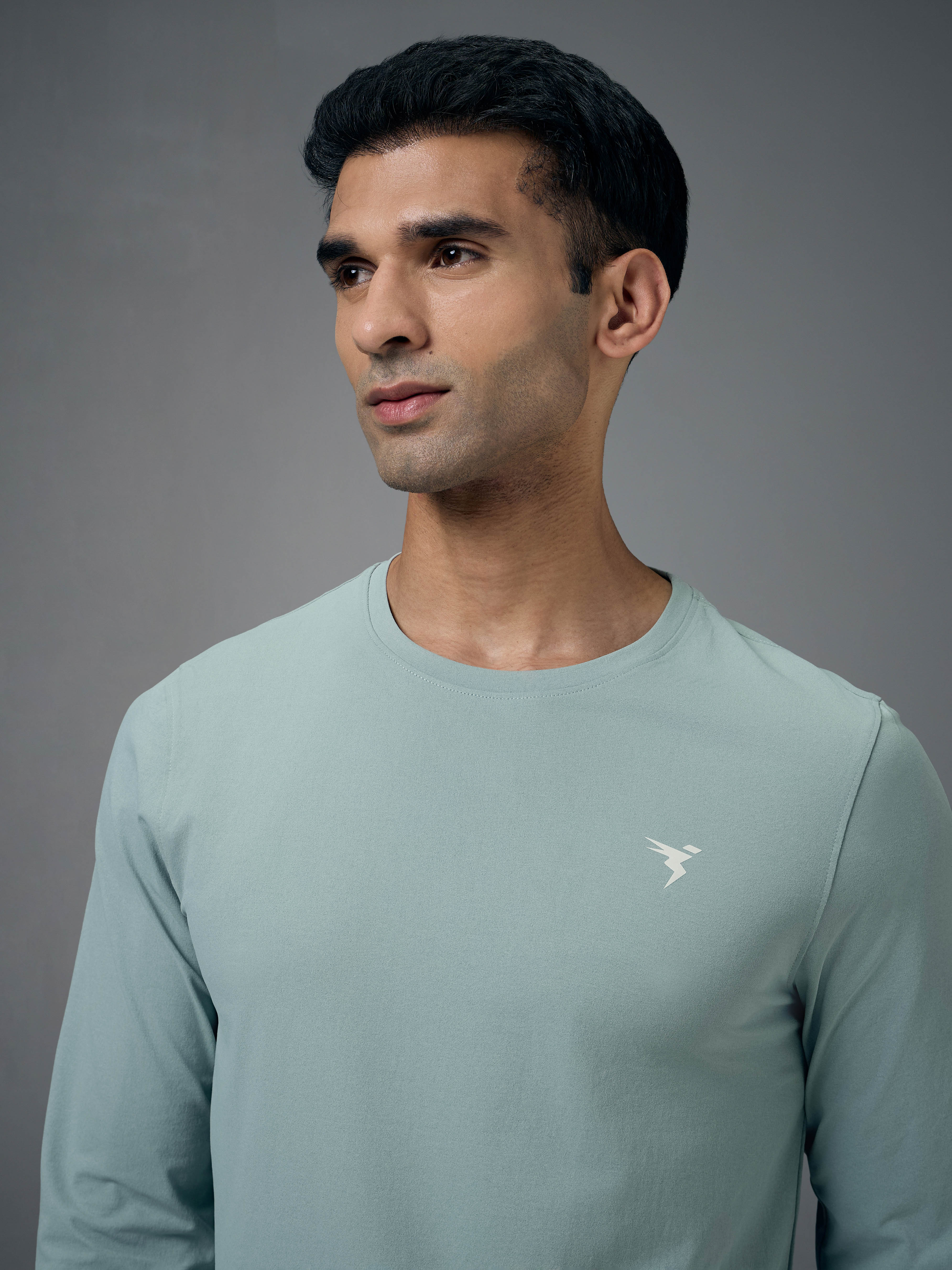Men Solid Slim Fit Round Neck Sports T-shirt with COTFLEX - Image 6