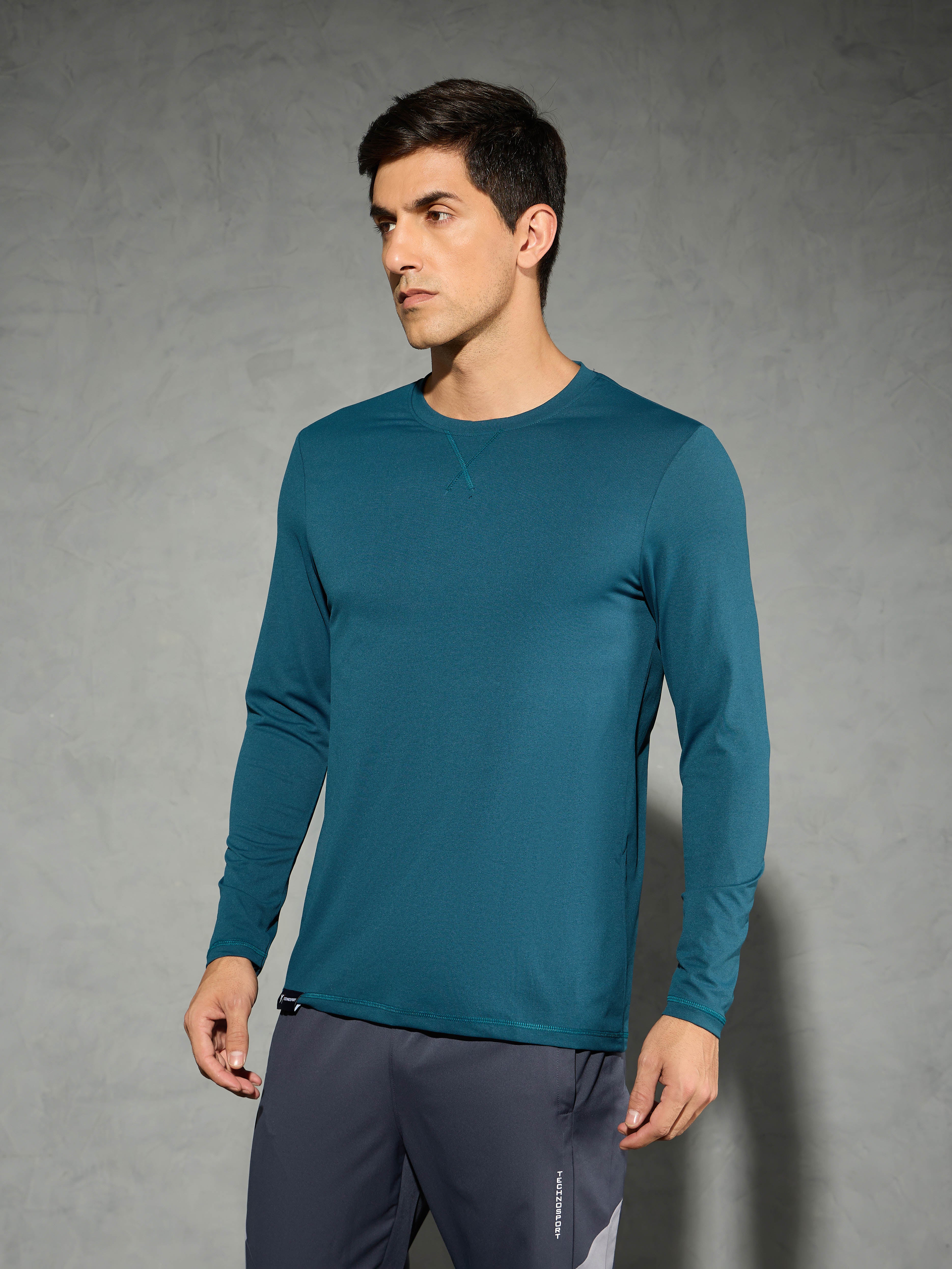 Men Solid Slim Fit Round Neck Sports T-shirt with COTFLEX - Image 4