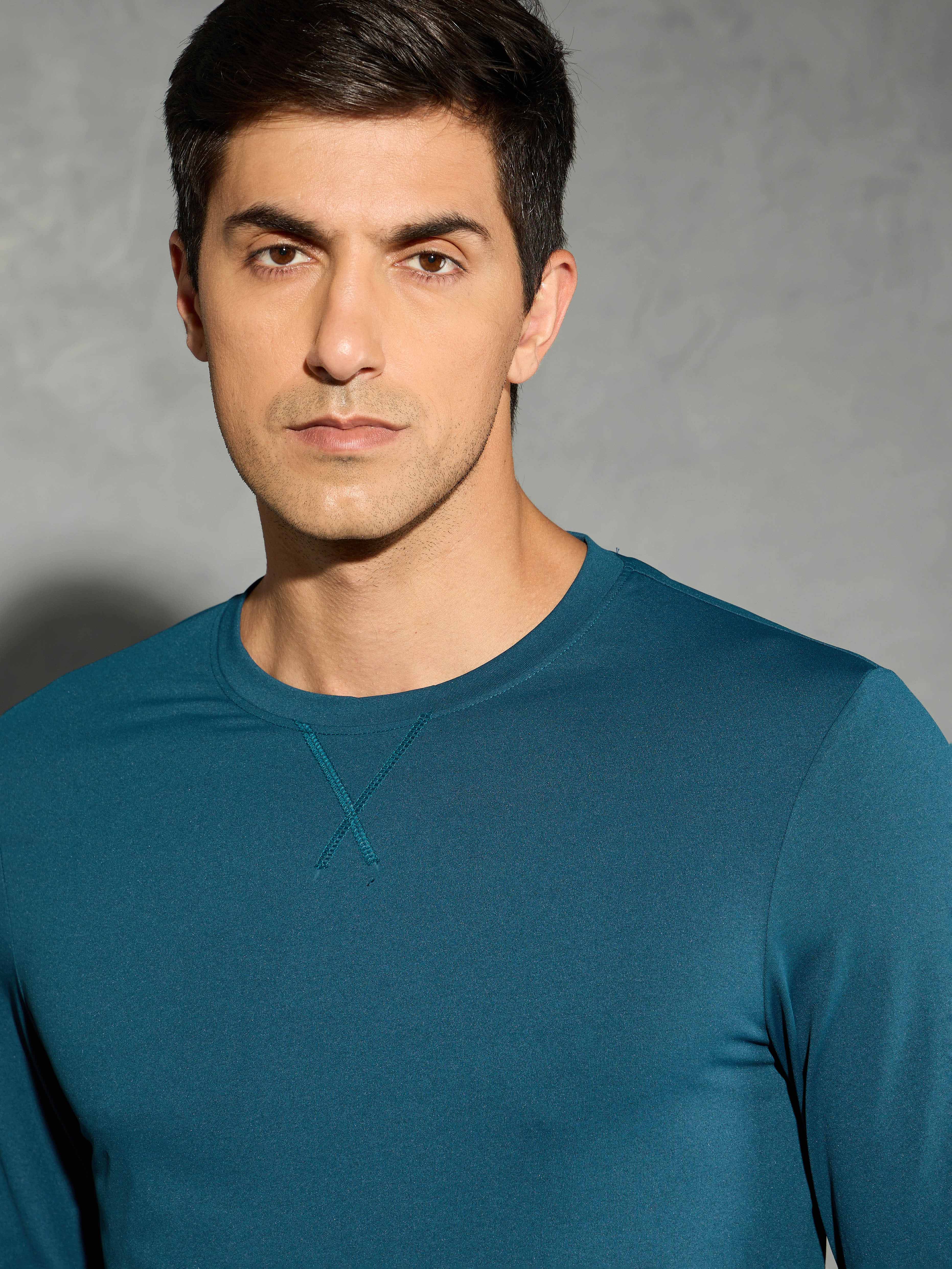 Men Solid Slim Fit Round Neck Sports T-shirt with COTFLEX - Image 6