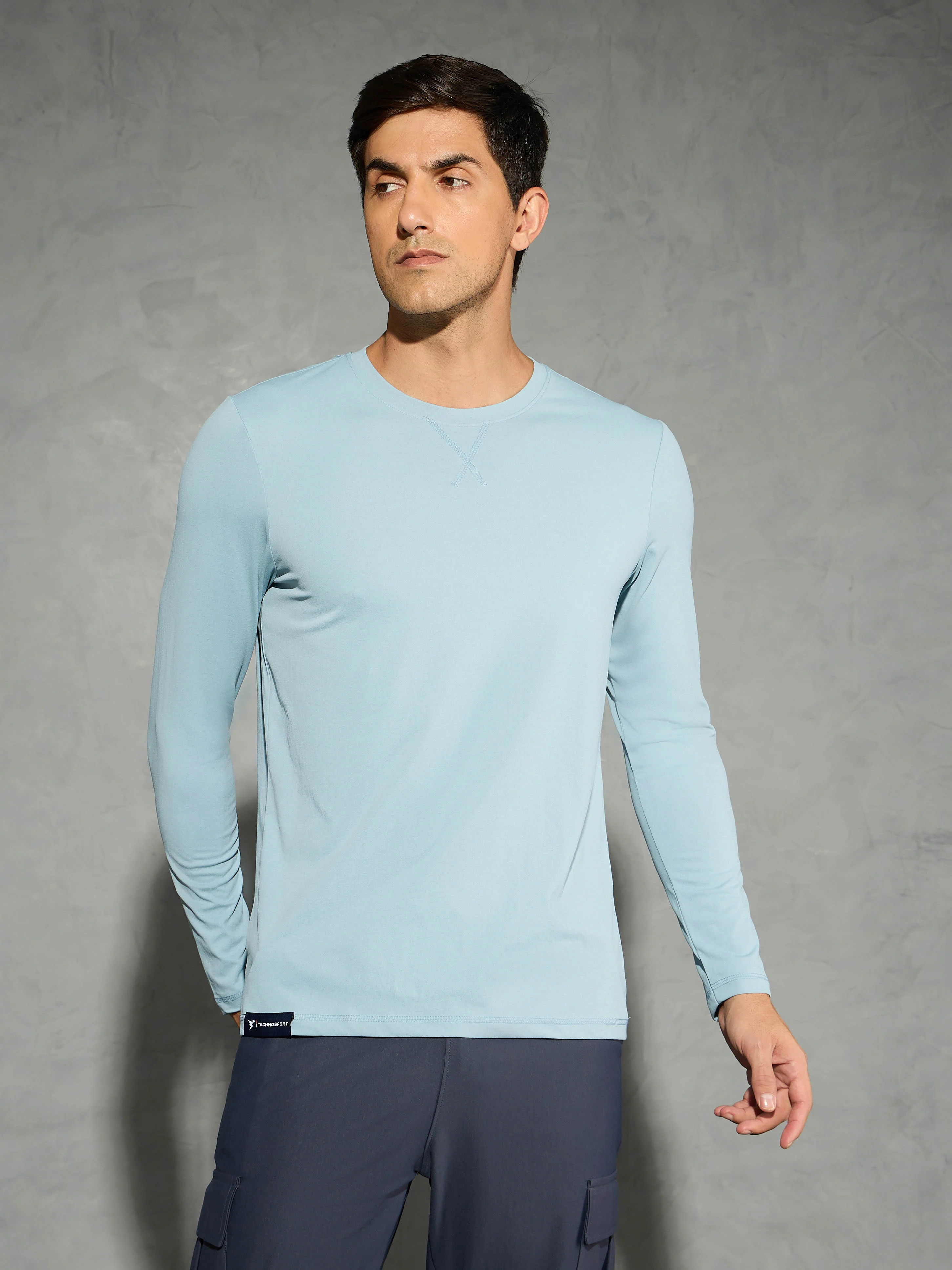 Men Solid Slim Fit Round Neck Sports T-shirt with COTFLEX - Image 2