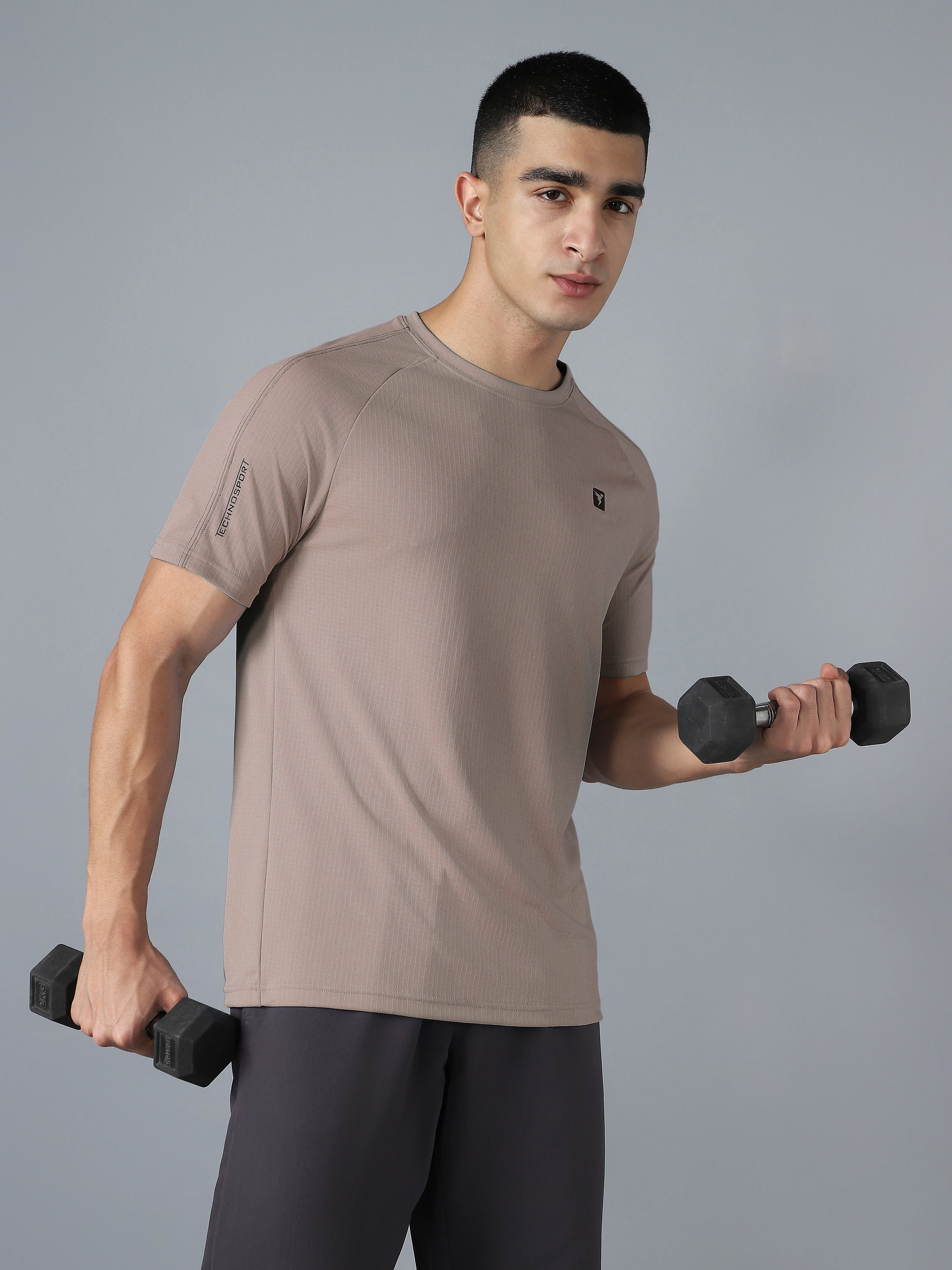 Men Solid Slim Fit Round Neck Sports T-shirt with TECHNOCOOL+ - Image 3