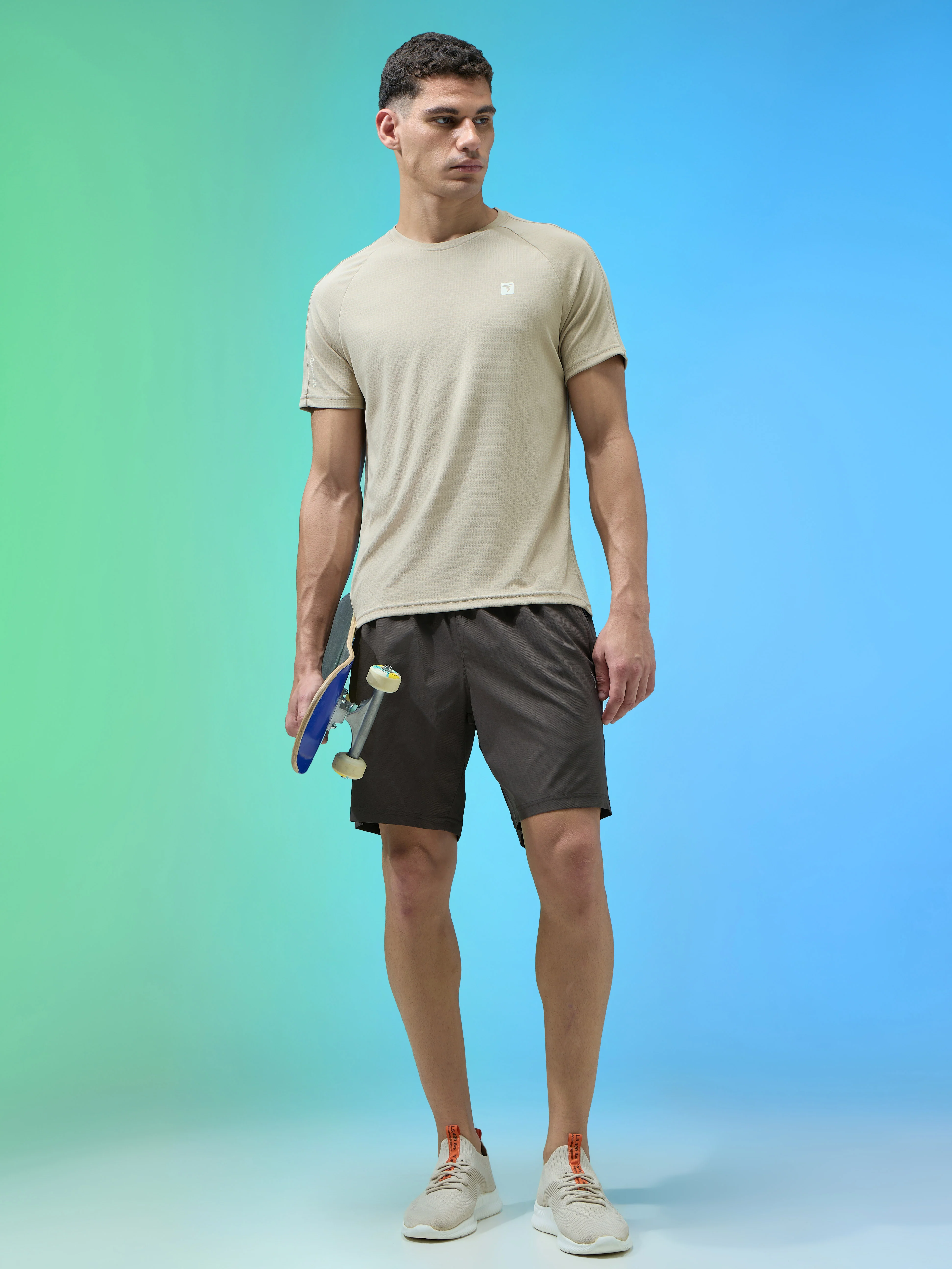 Men Solid Slim Fit Round Neck Sports T-shirt with TECHNOCOOL+ - Image 5