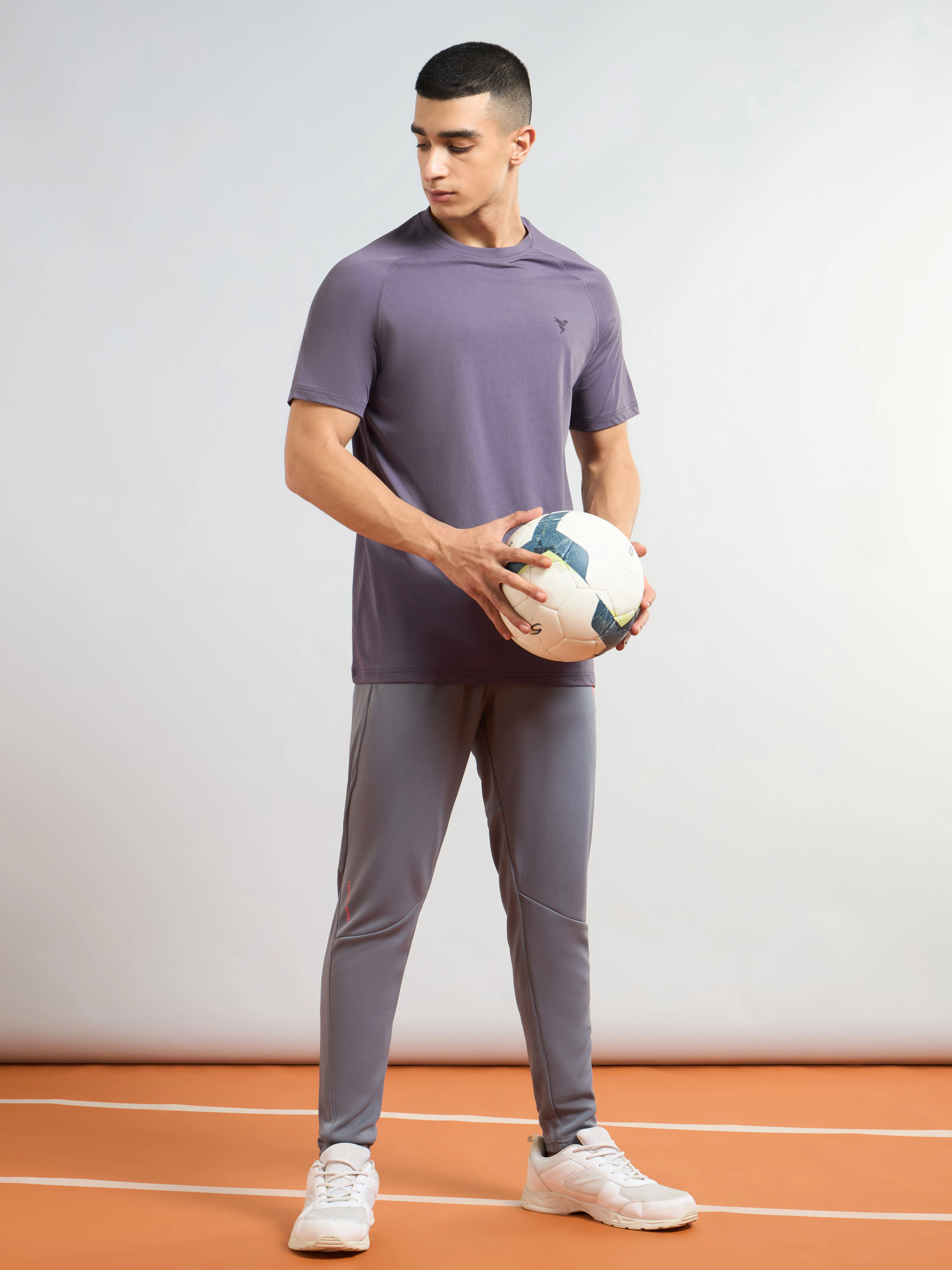 Men Solid Slim Fit Round Neck T-shirt with COTFLEX - Image 5