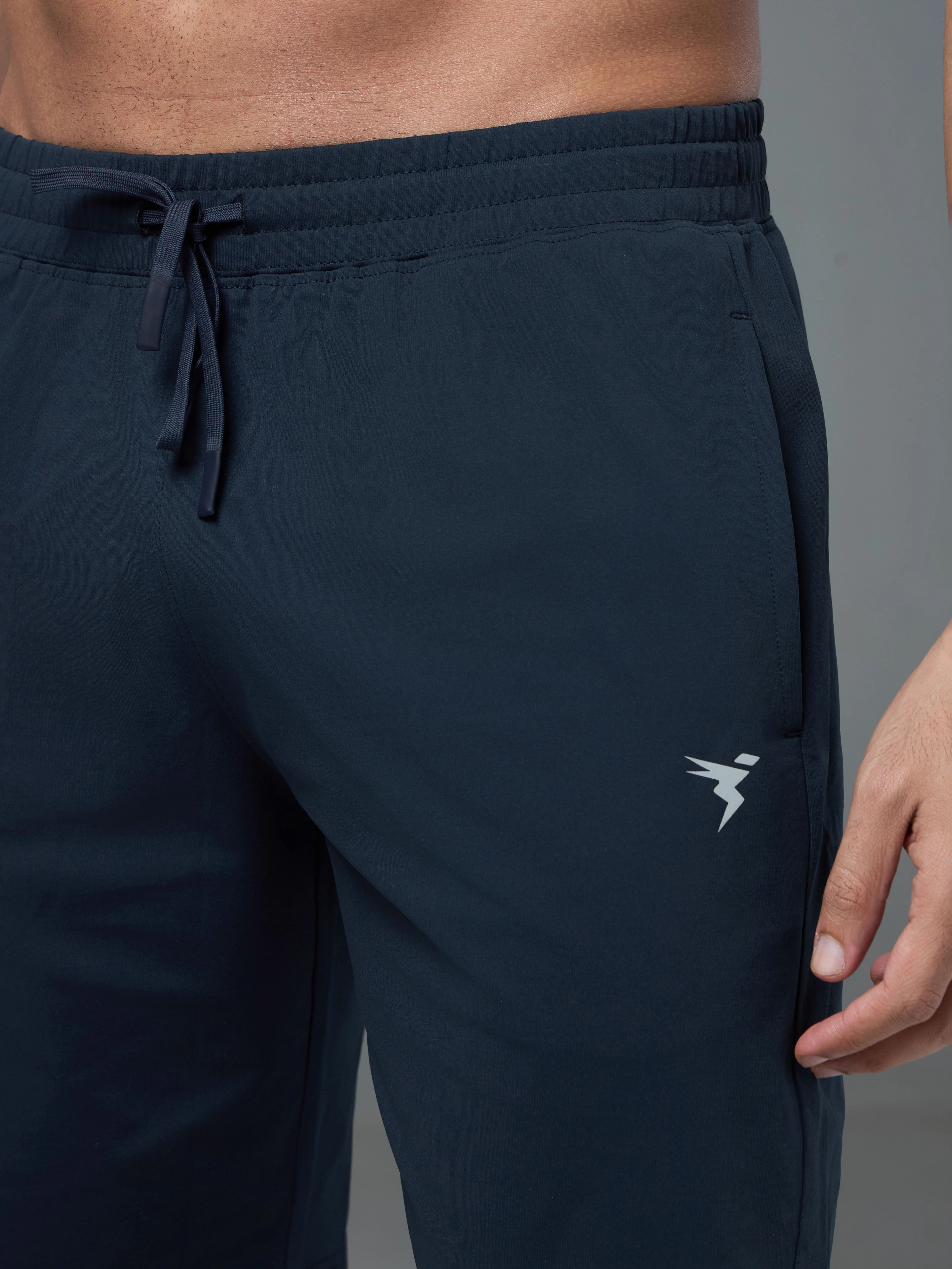 Men Solid Slim Fit Shorts with ELASTO LITE - Image 6