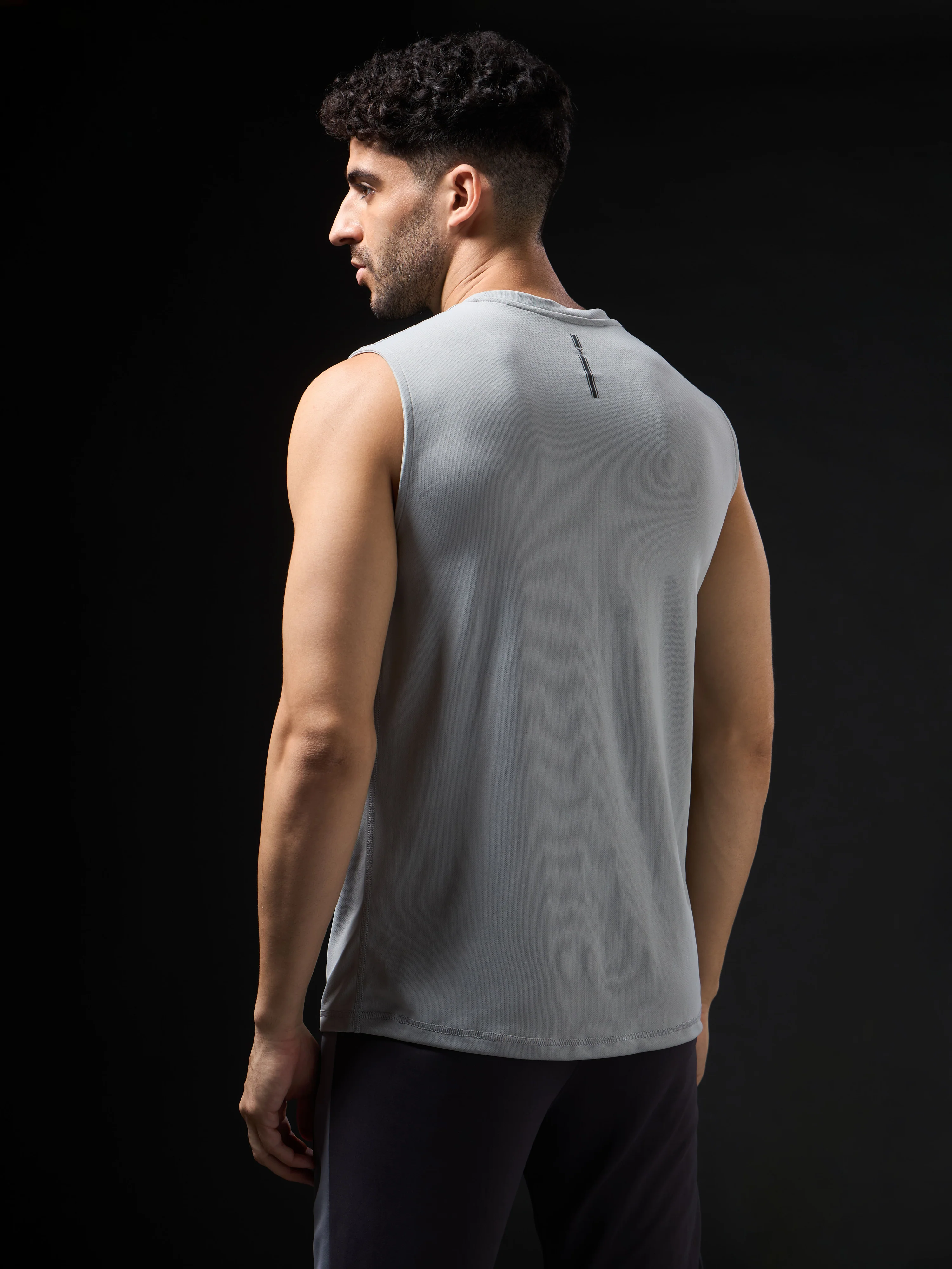 Men Solid Slim Fit Sports Innerwear Vest with TECHNOCOOL+ - Image 3