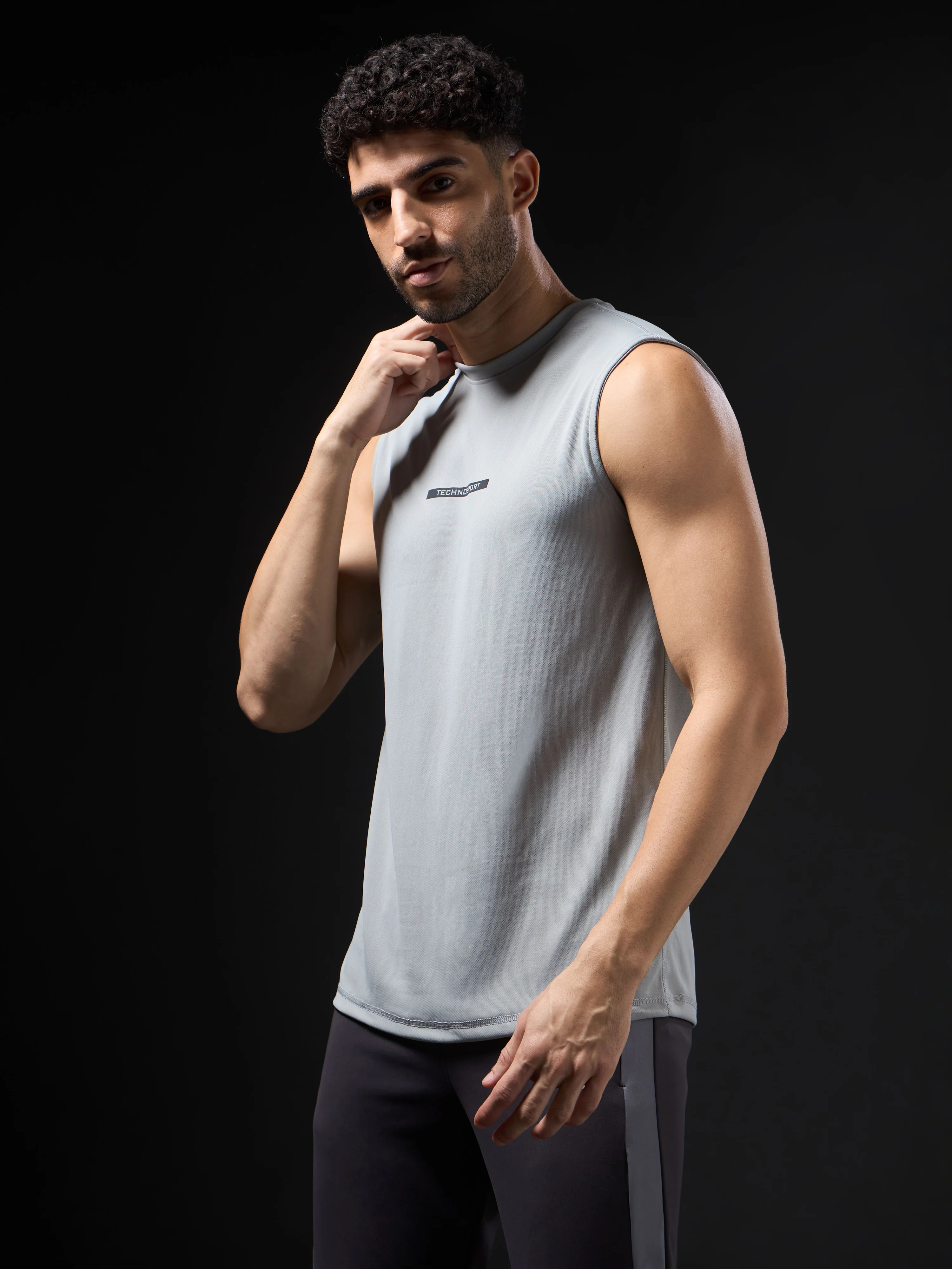 Men Solid Slim Fit Sports Innerwear Vest with TECHNOCOOL+ - Image 4