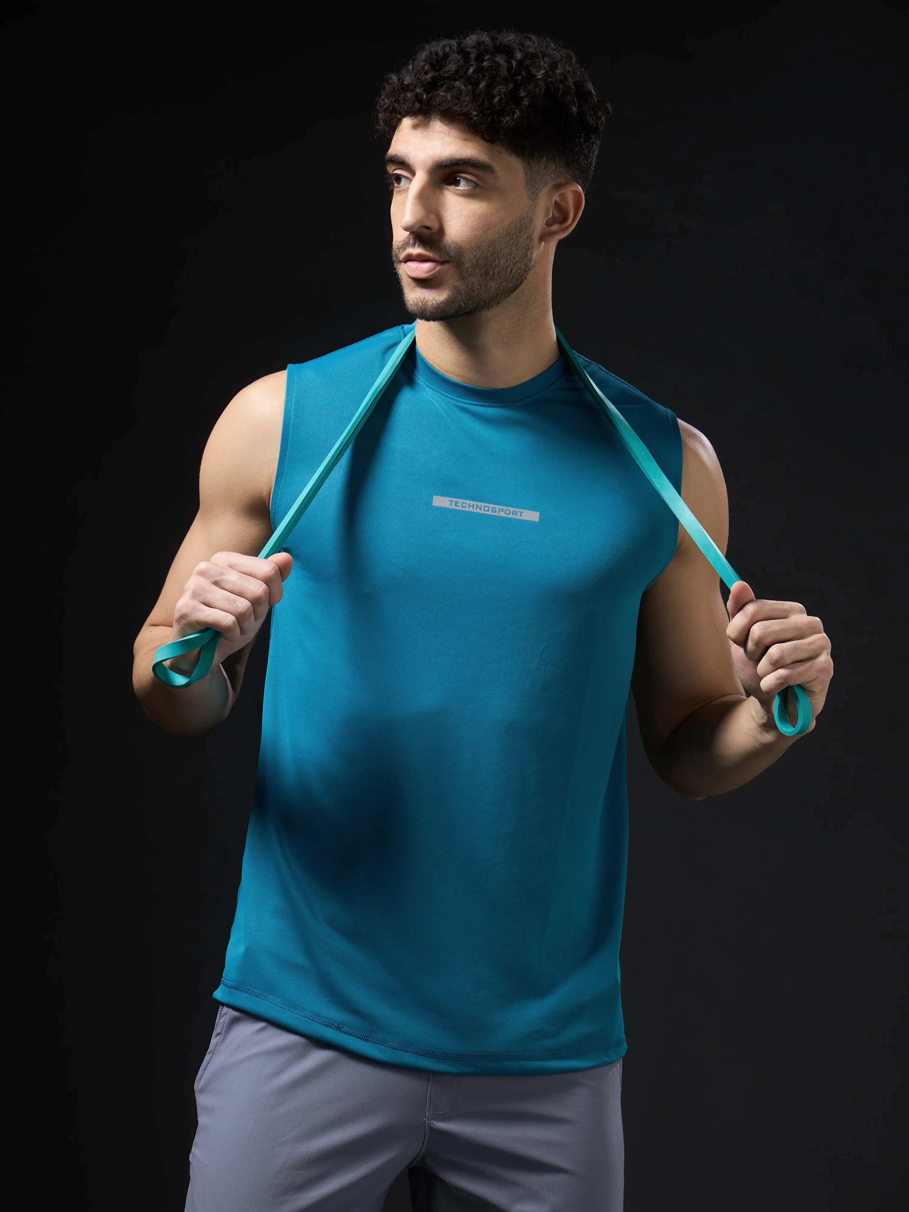 Men Solid Slim Fit Sports Innerwear Vest with TECHNOCOOL+