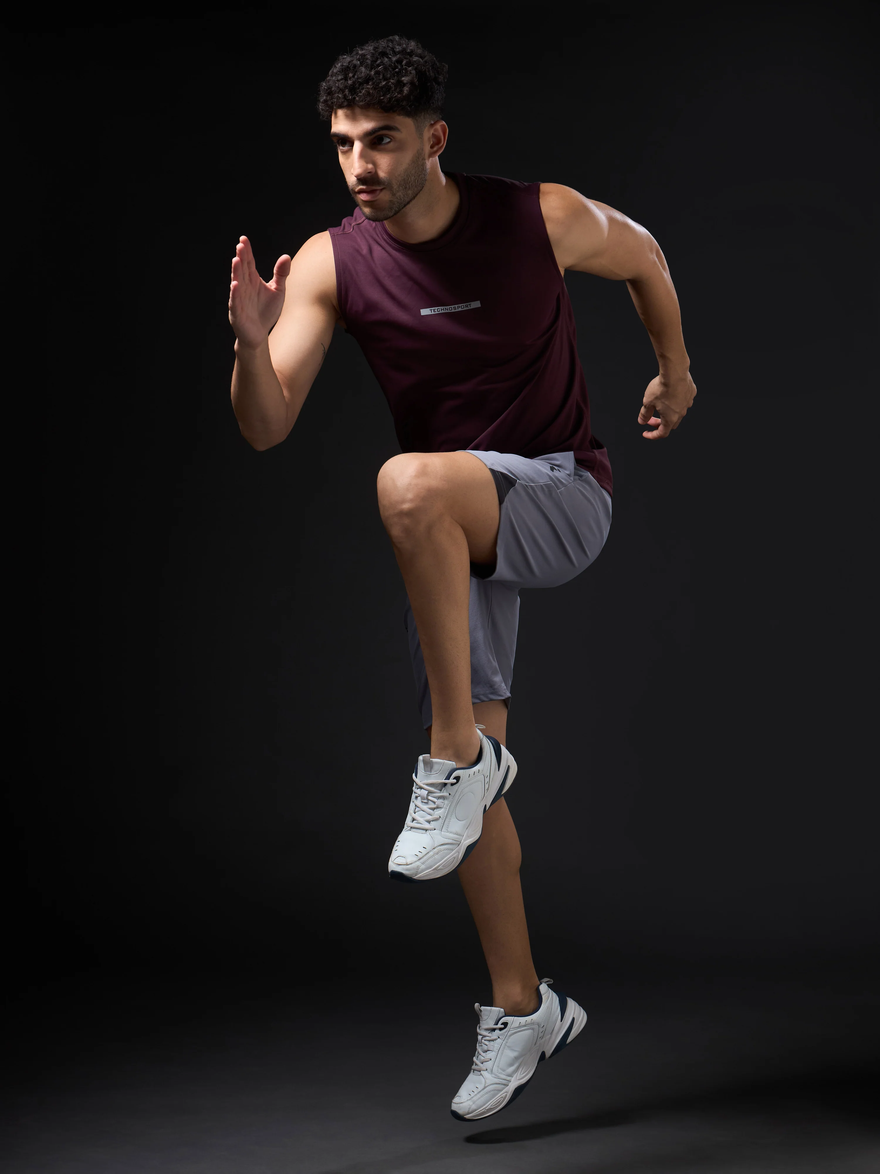 Men Solid Slim Fit Sports Innerwear Vest with TECHNOCOOL+ - Image 5