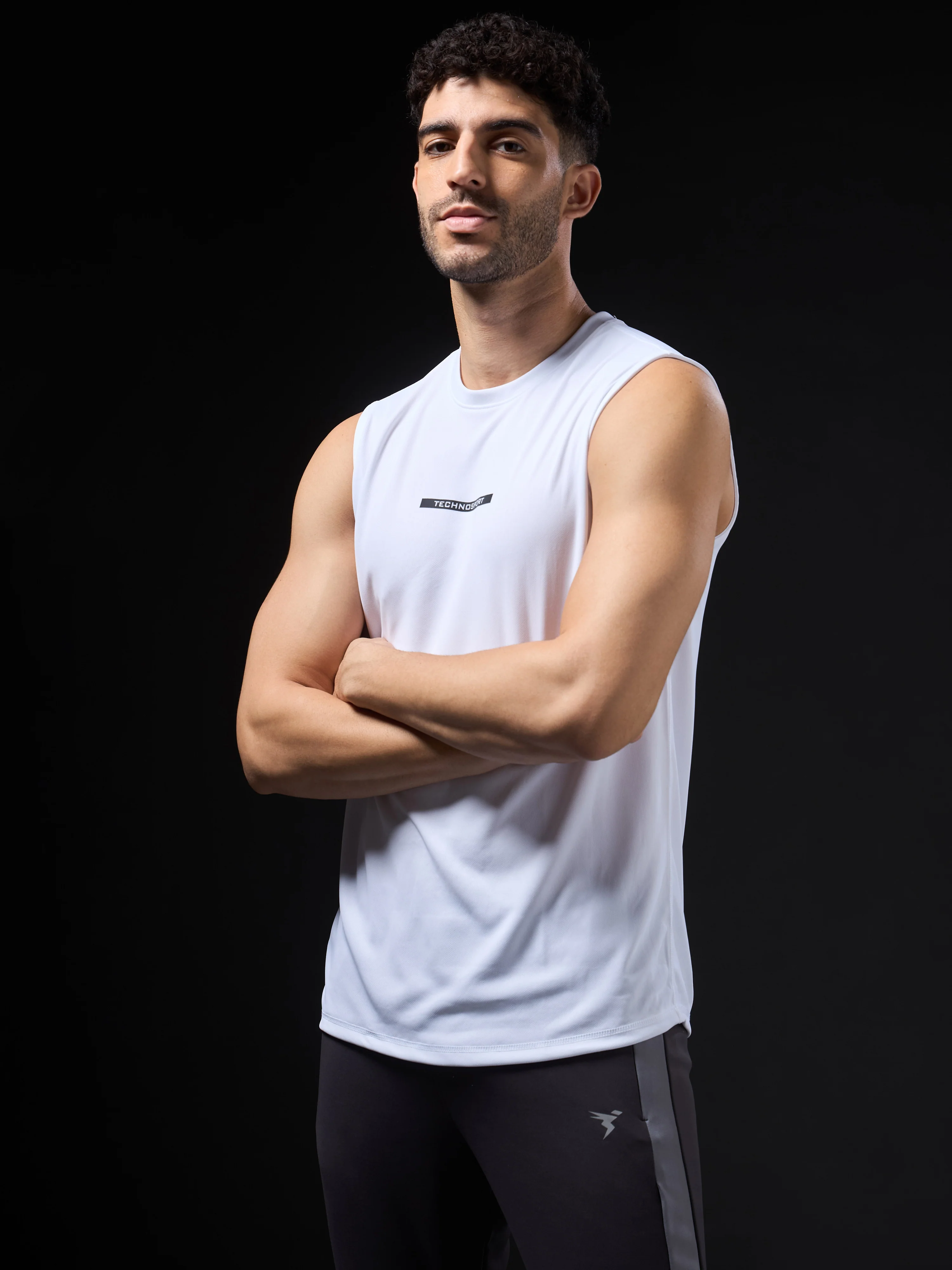 Men Solid Slim Fit Sports Innerwear Vest with TECHNOCOOL+ (Pack of 2) - Image 5