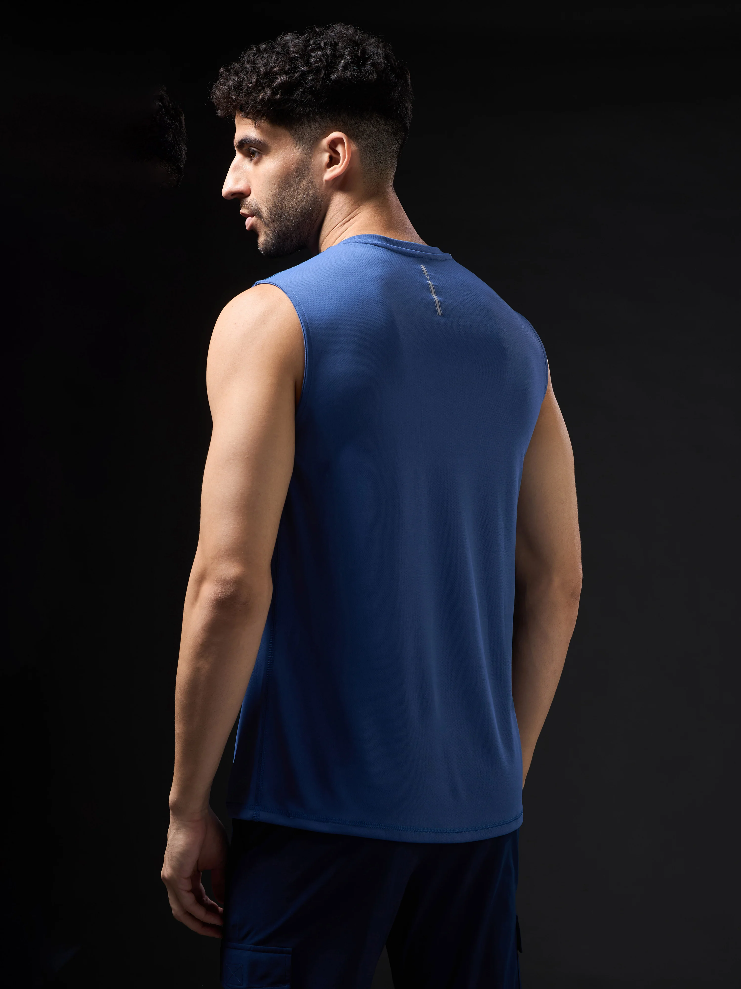 Men Solid Slim Fit Sports Innerwear Vest with TECHNOCOOL+ (Pack of 2) - Image 5