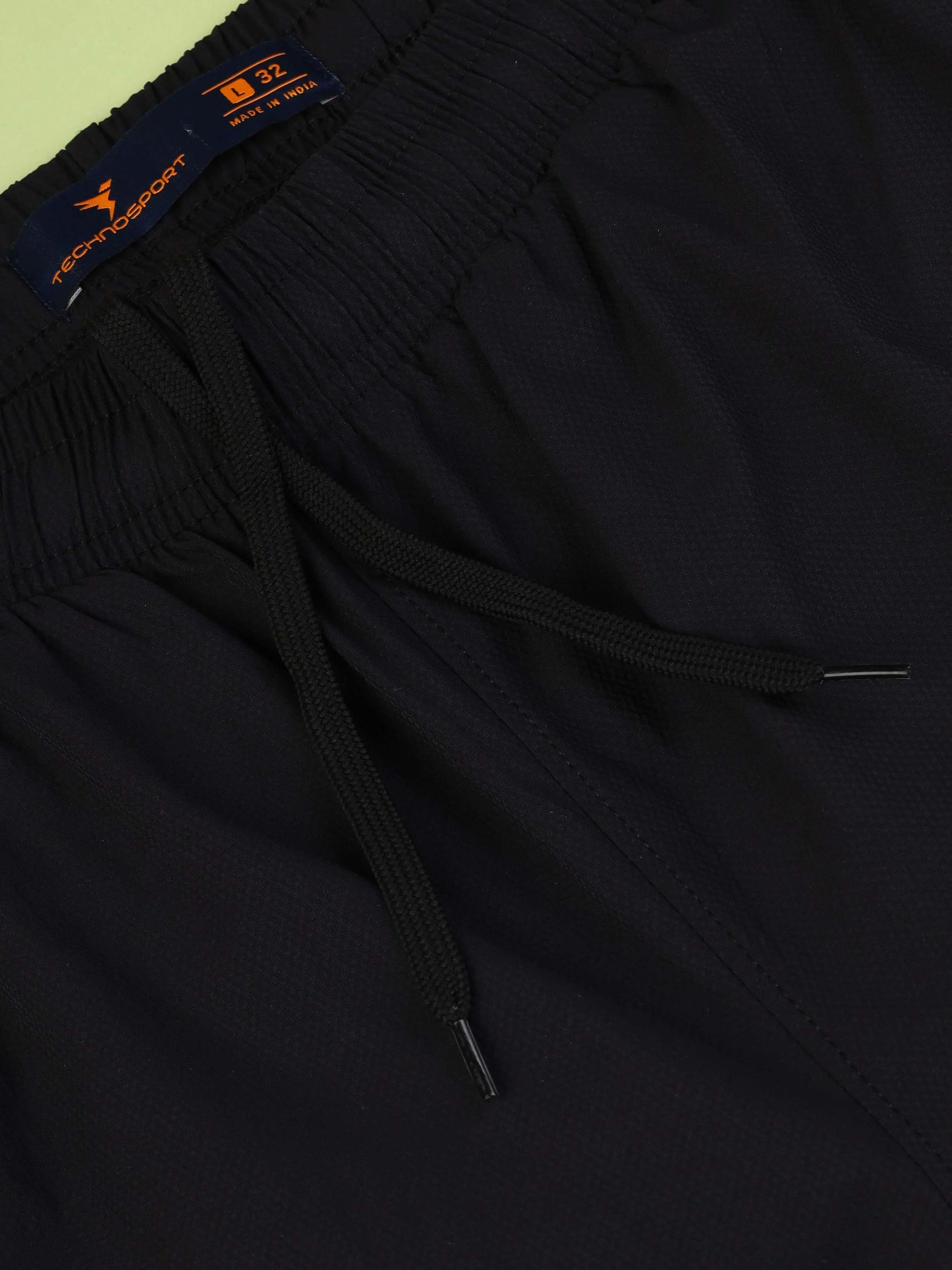 Men Solid Slim Fit Sports Joggers with TECHNOLITE - Image 7