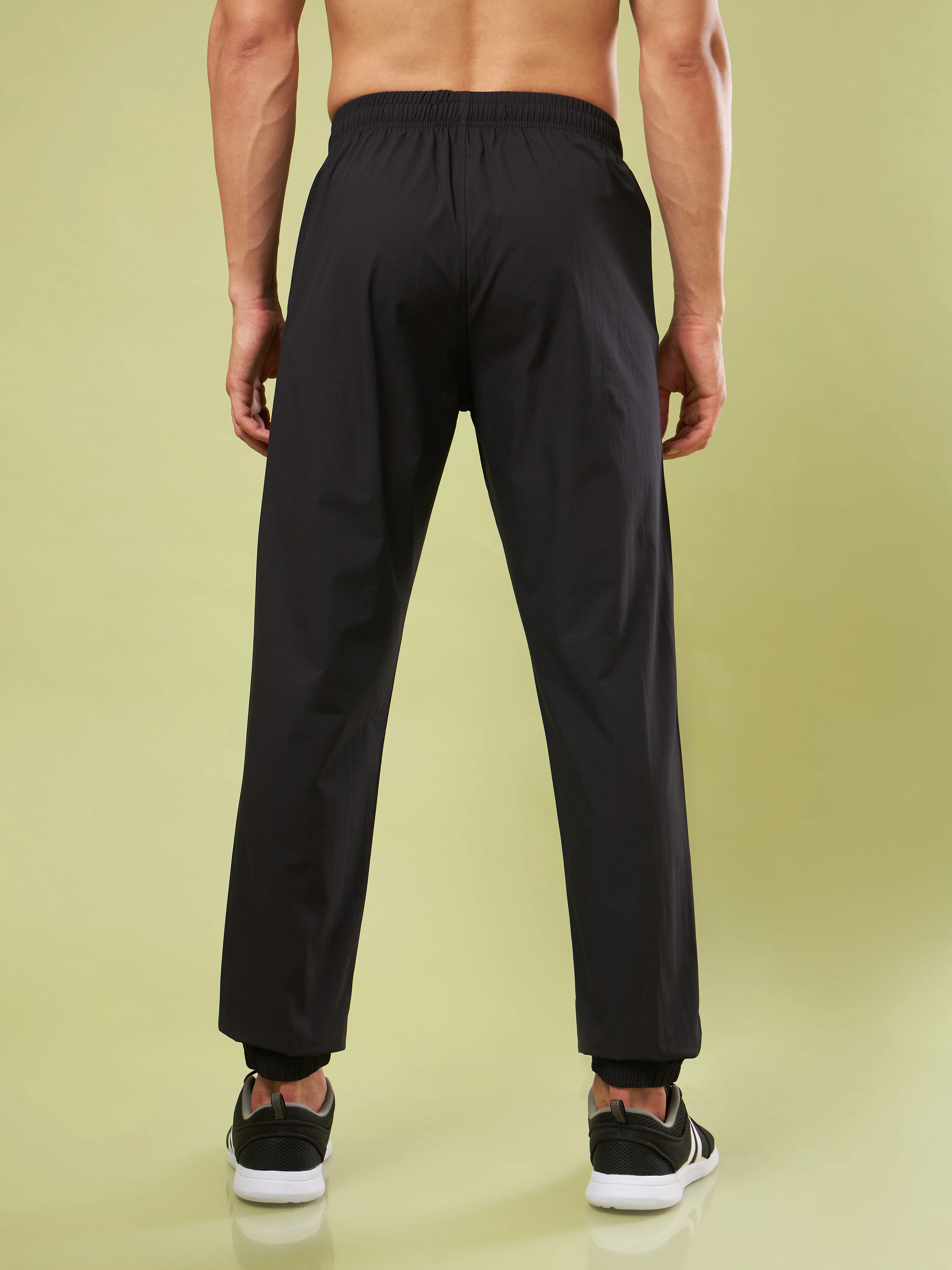 Men Solid Slim Fit Sports Joggers with TECHNOLITE - Image 2
