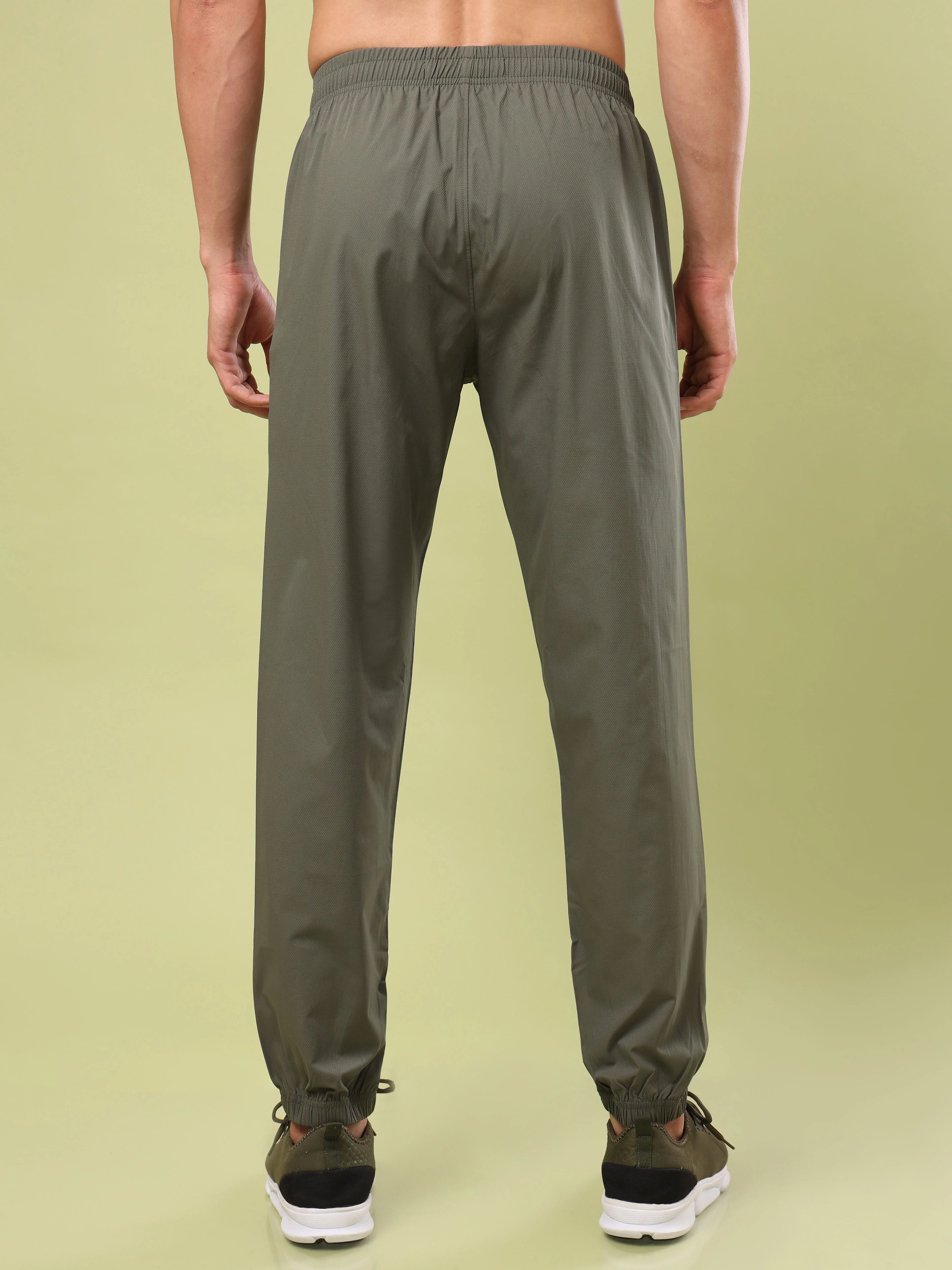 Men Solid Slim Fit Sports Joggers with TECHNOLITE - Image 3