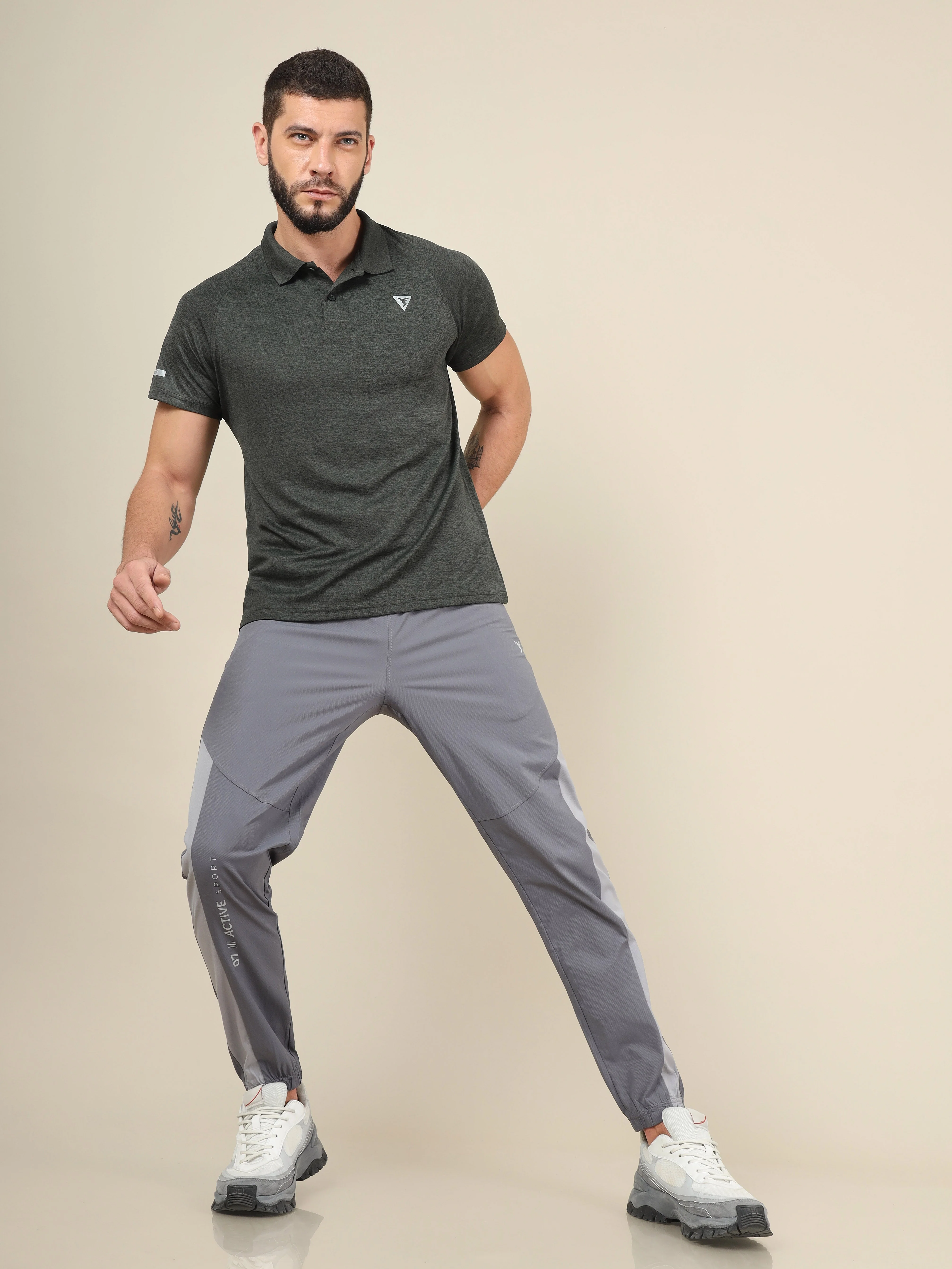 Men Solid Slim Fit Sports Joggers with TECHNOLITE - Image 6