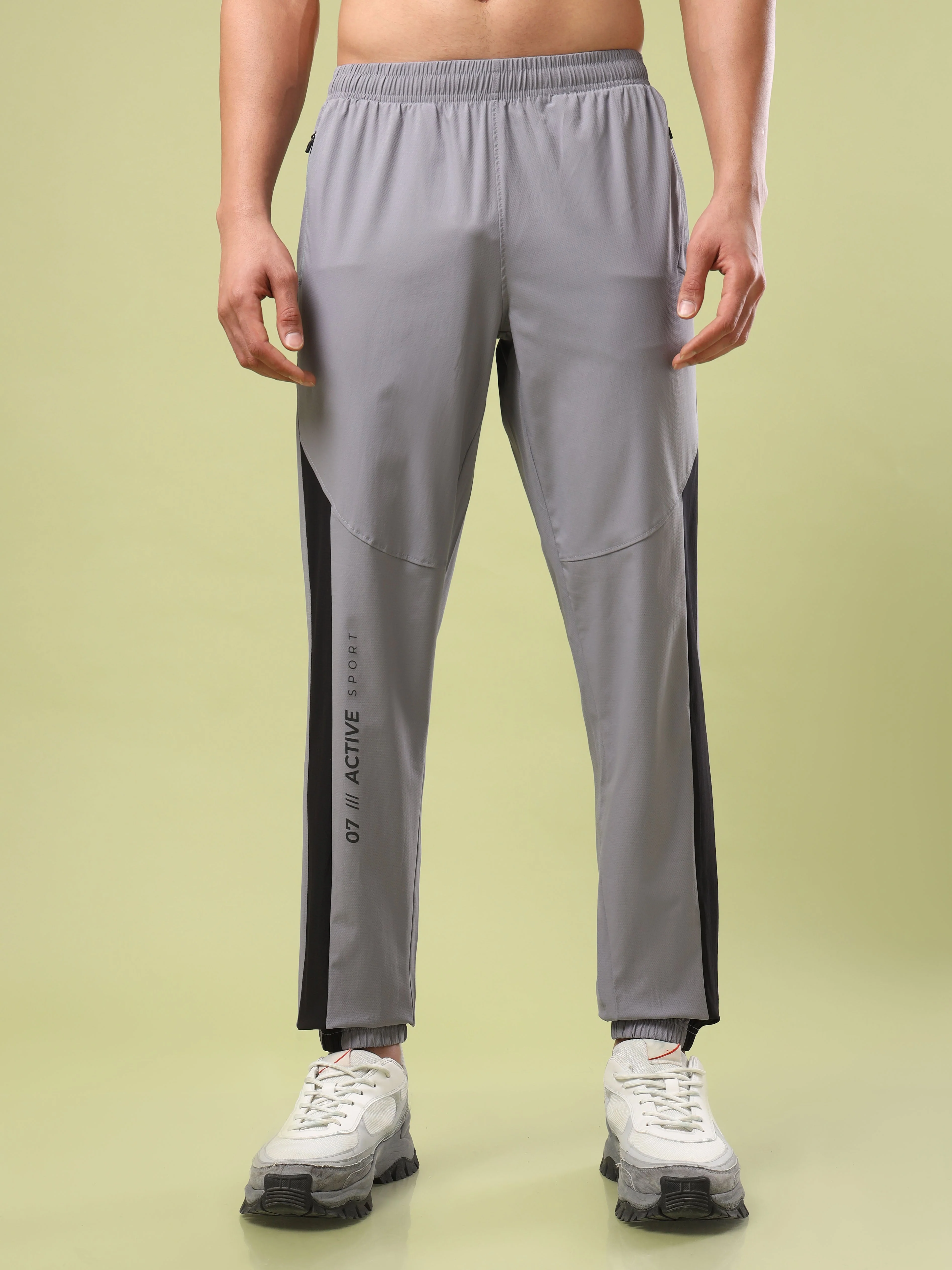 Men Solid Slim Fit Sports Joggers with TECHNOLITE - Image 3