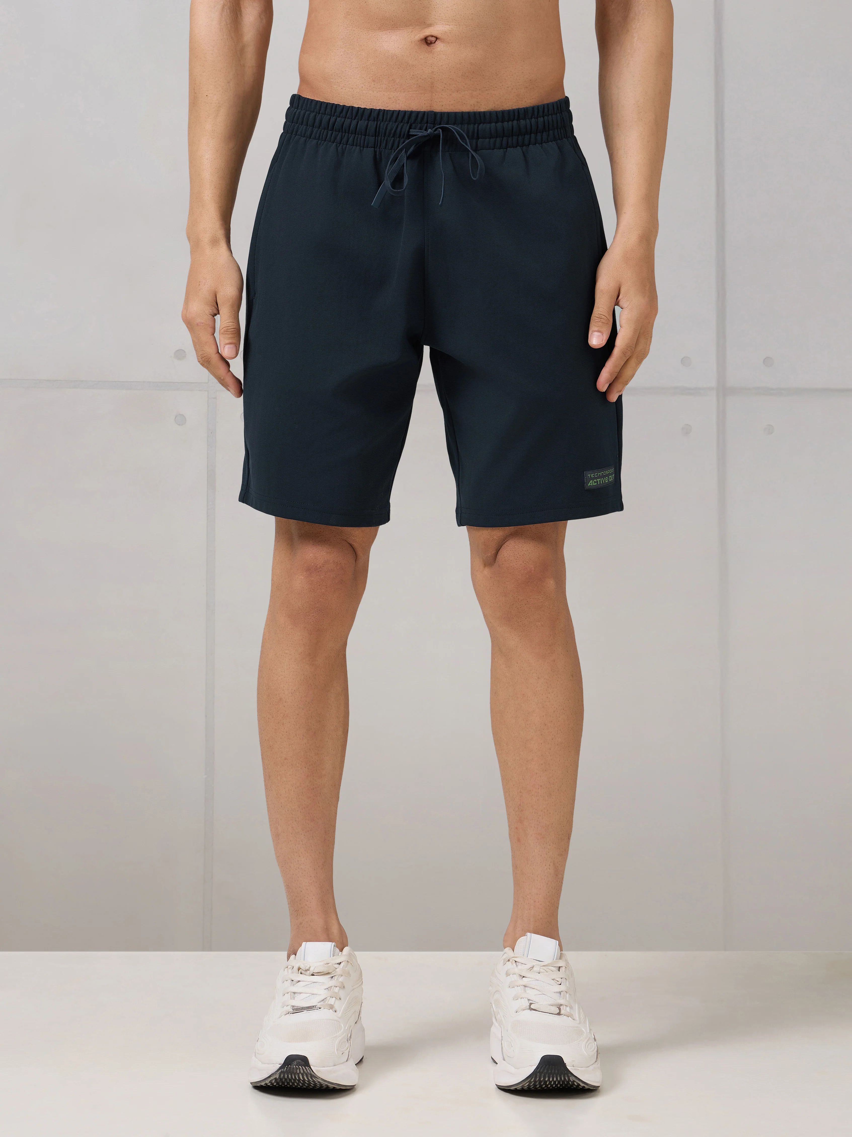 Men Solid Slim Fit Active Out Sports Shorts with ELASTOPLUS - Image 3