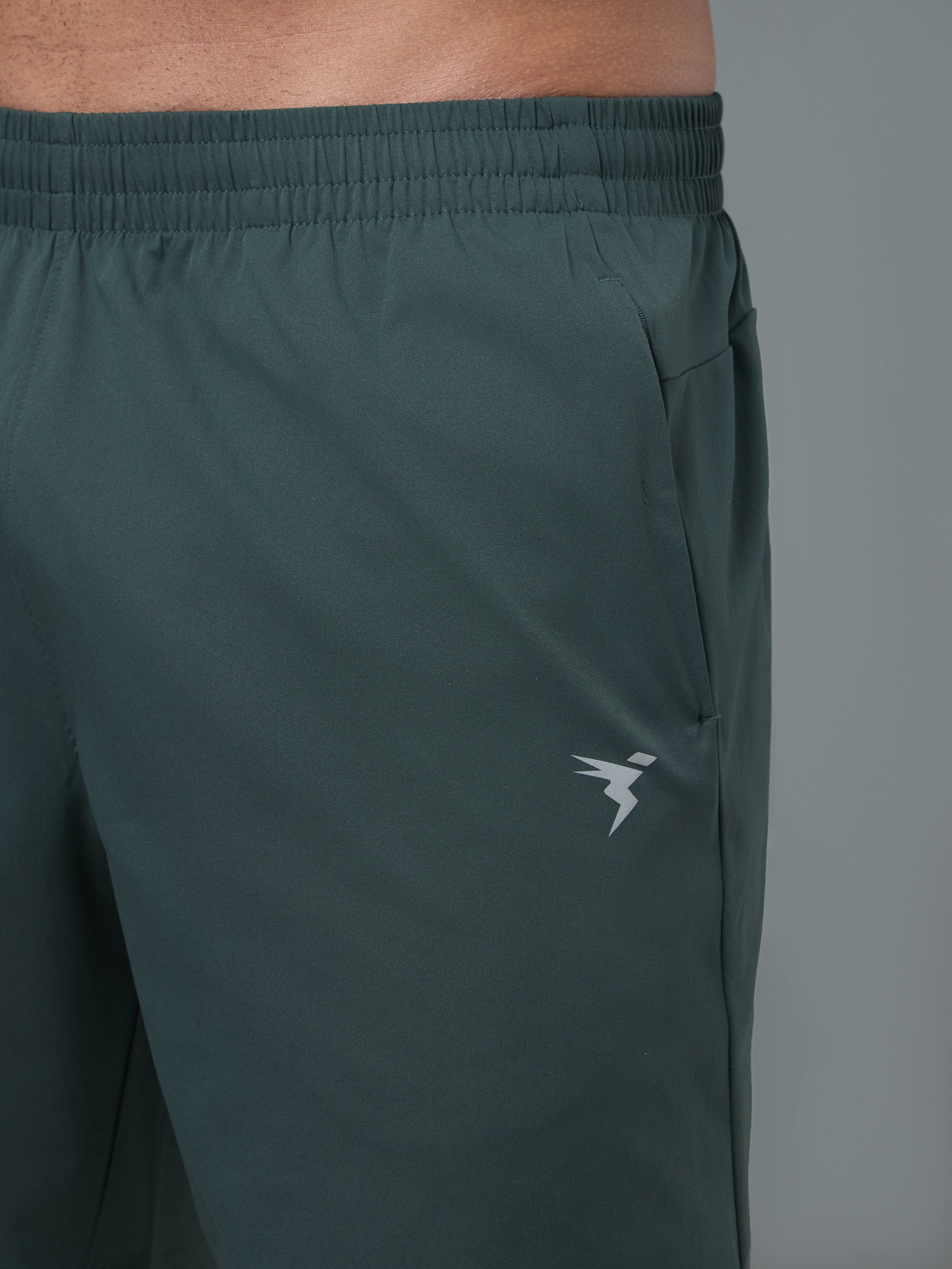 Men Solid Slim Fit Sports Shorts with TS FLEXI - Image 5