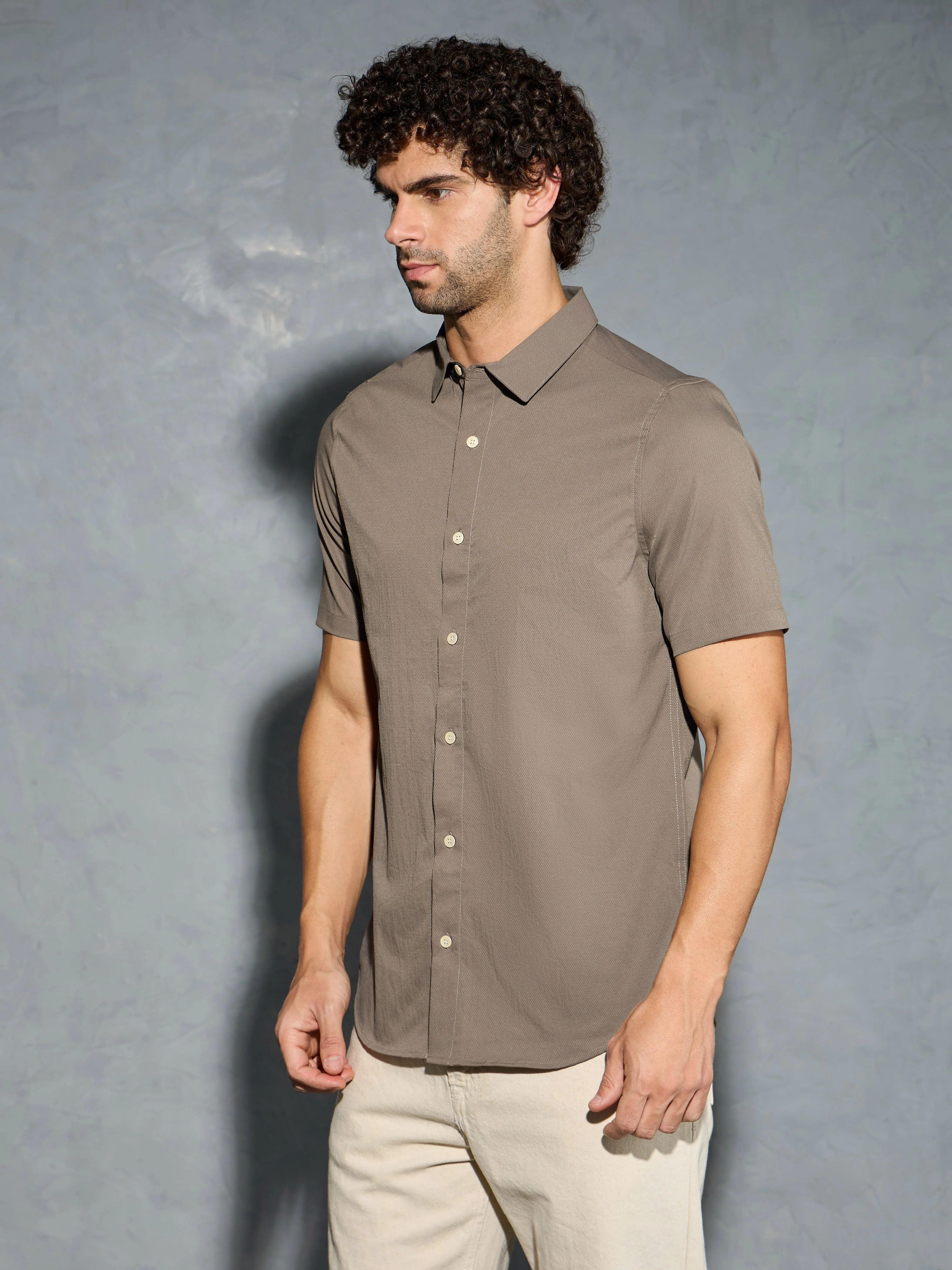 Men Solid Slim Fit Spread Collar Shirt with TS LYTRA - Image 3