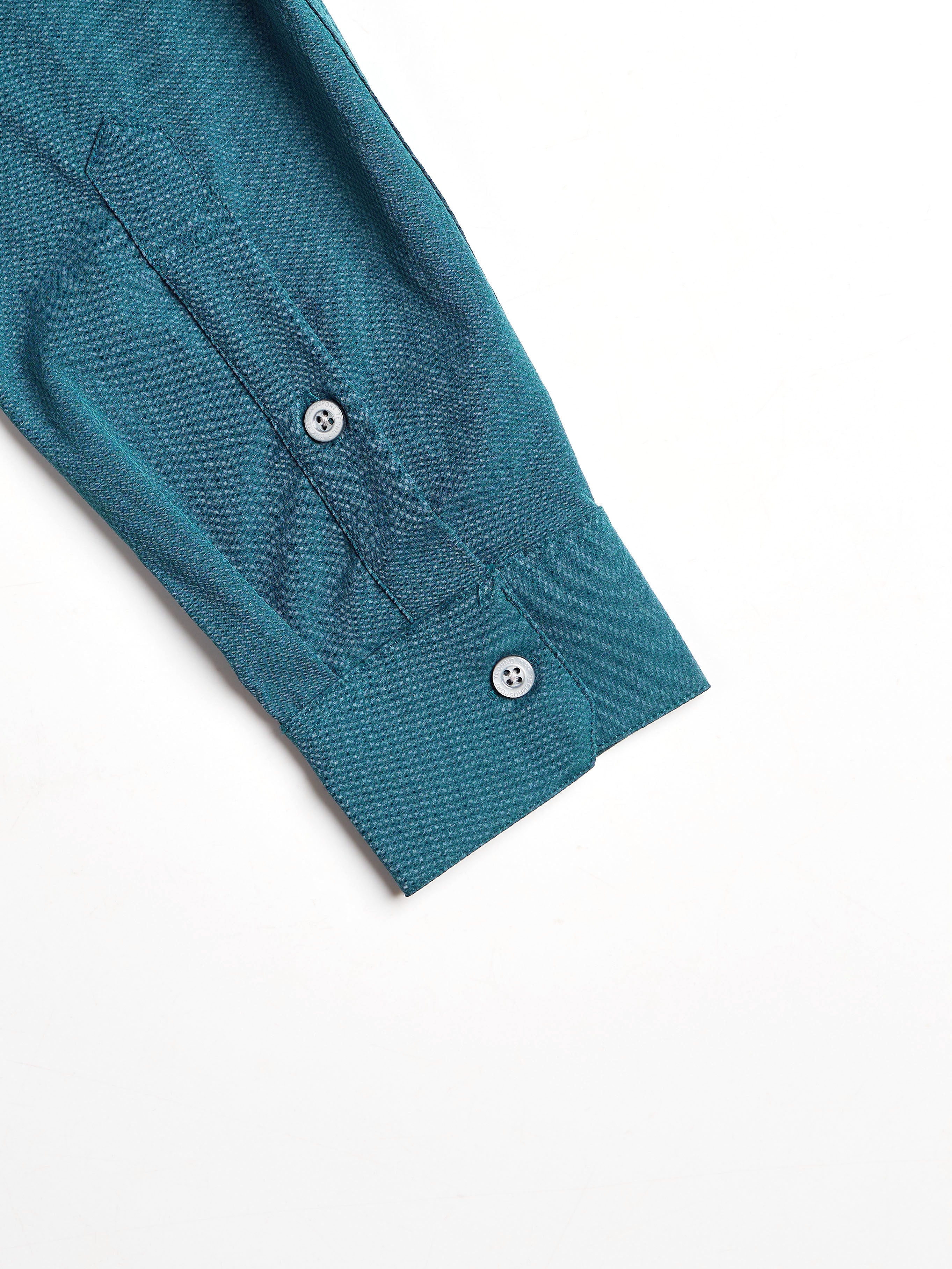 Men Solid Slim Fit Spread Collar Shirt with TS LYTRA - Image 9