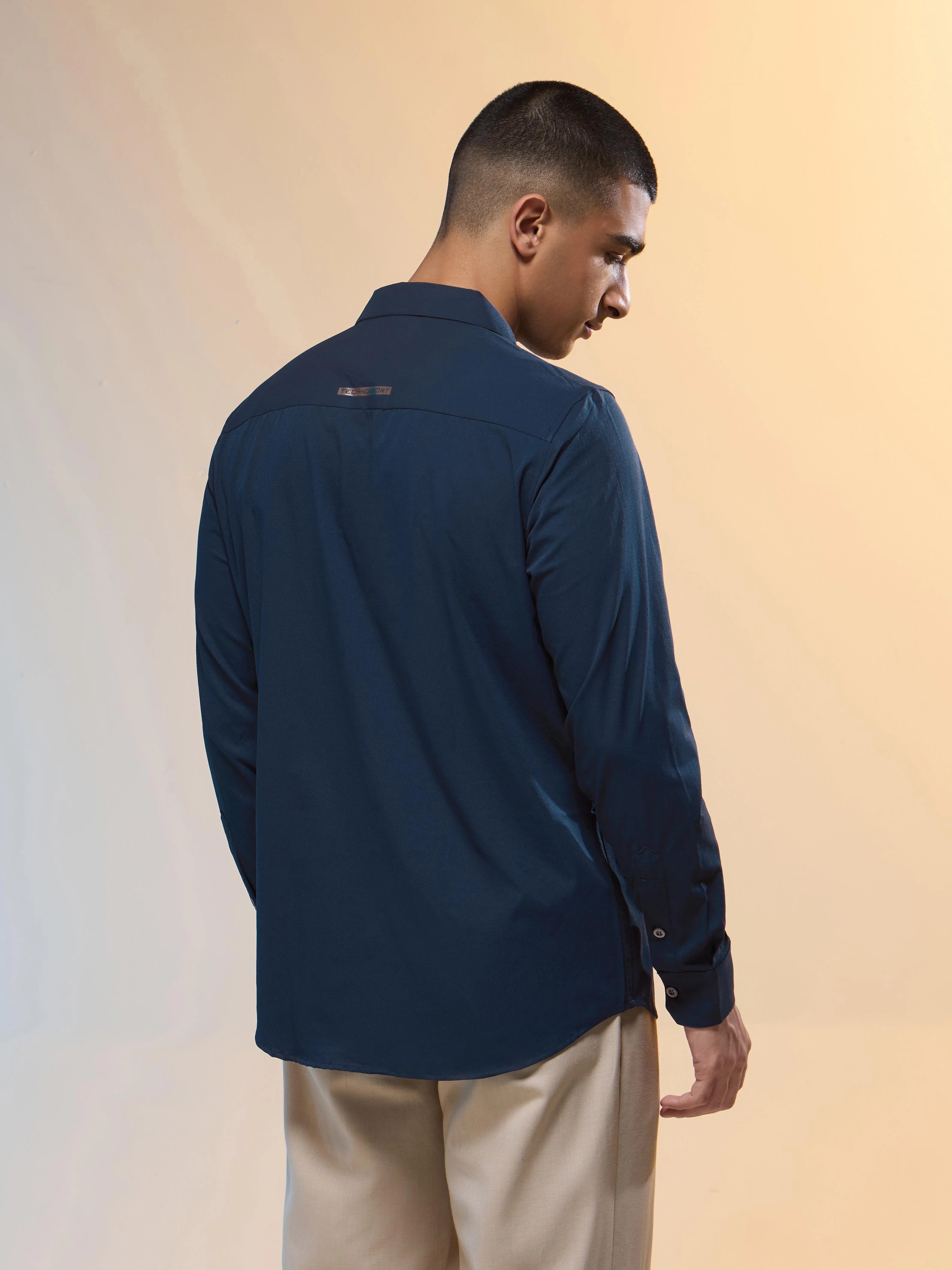 Men Solid Slim Fit Spread Collar Shirt with TS LYTRA - Image 3