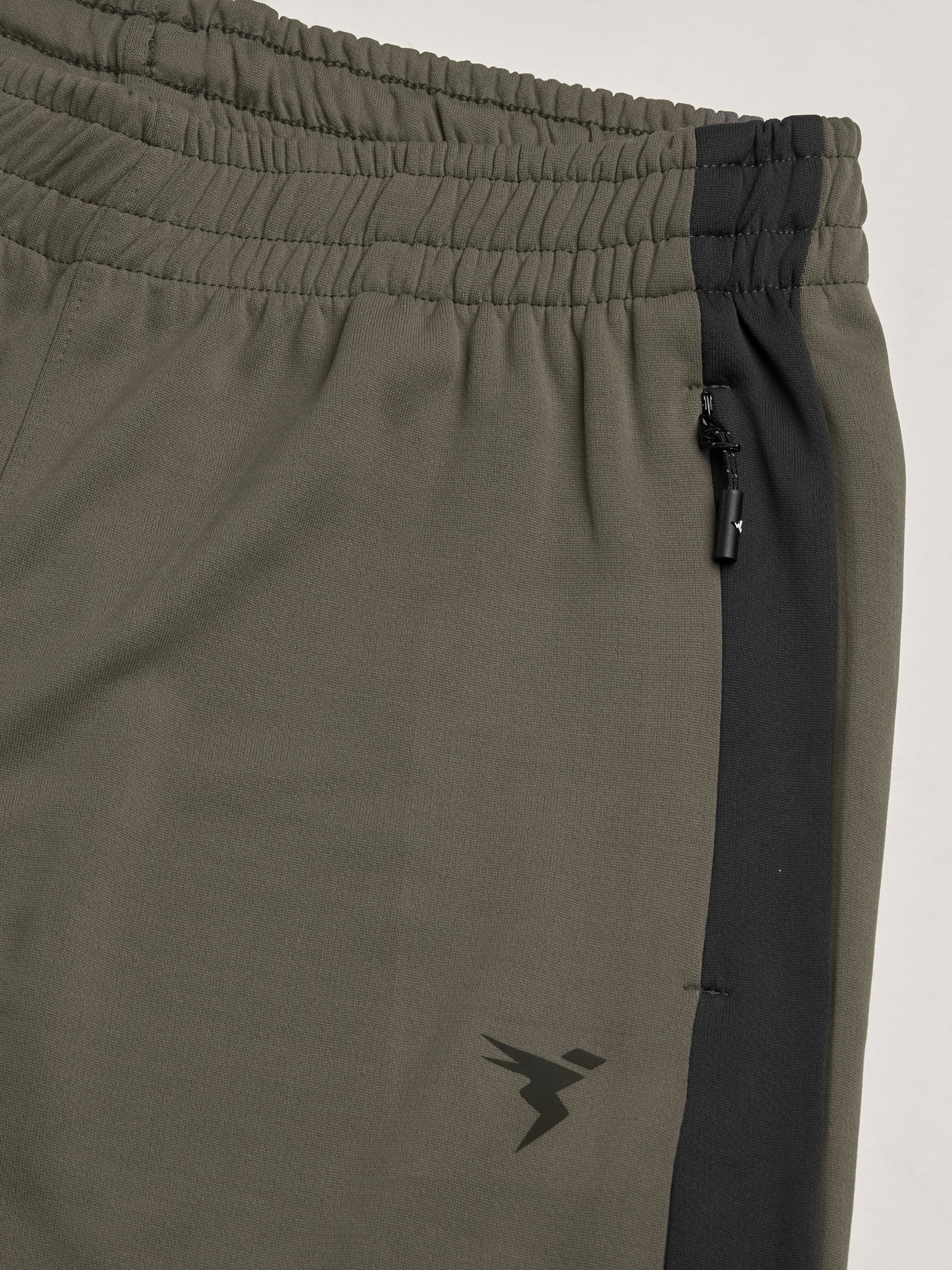 Men Solid Slim Fit Trackpants with TECHNO DRY - Image 7
