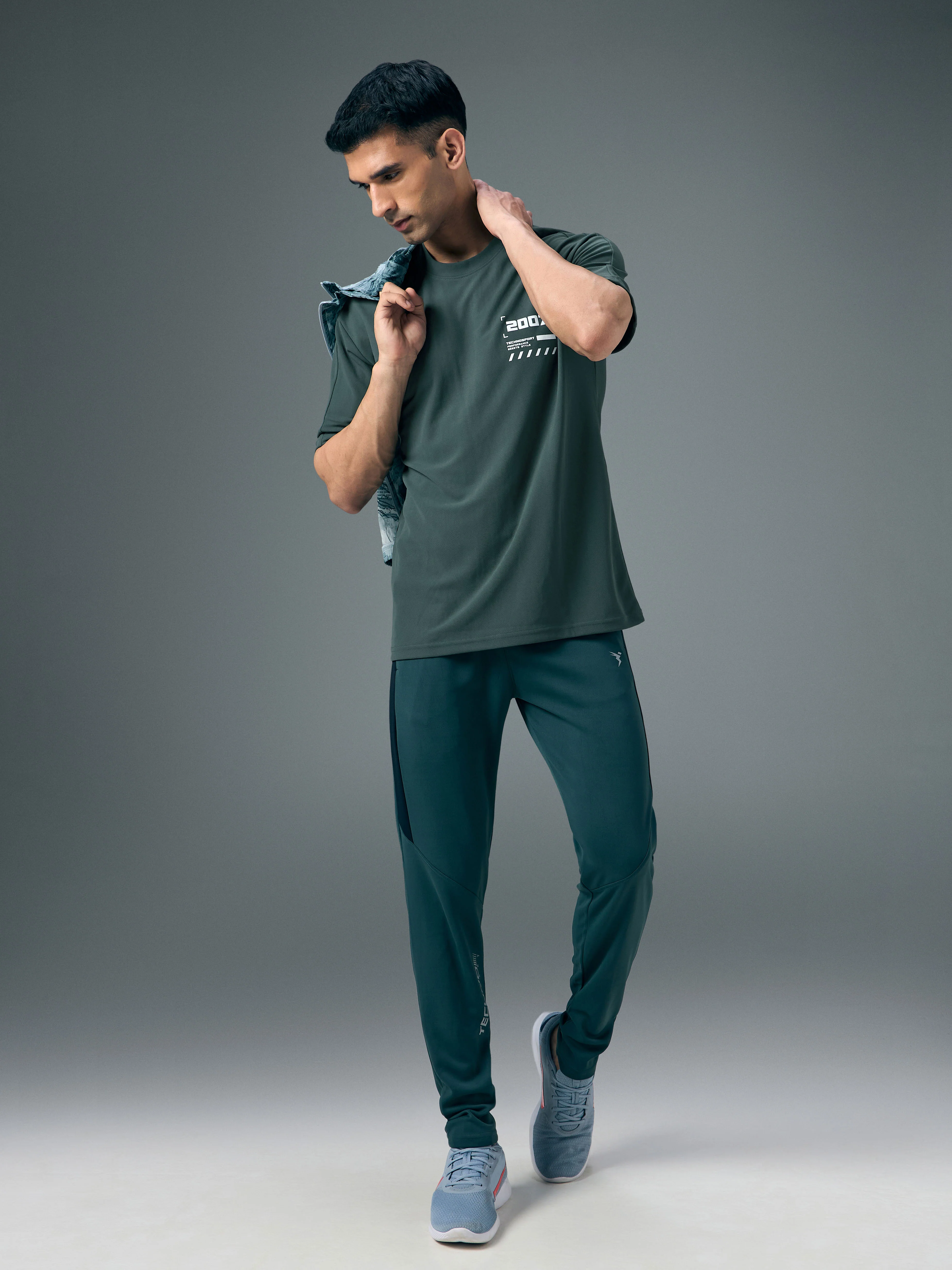 Men Typography Printed Oversized Round Neck Sports T-shirt with MATPIQ - Image 5