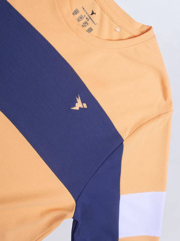 Men Colorblock Slim Fit Crew Neck T-shirt with TECHNOLITE - Image 8