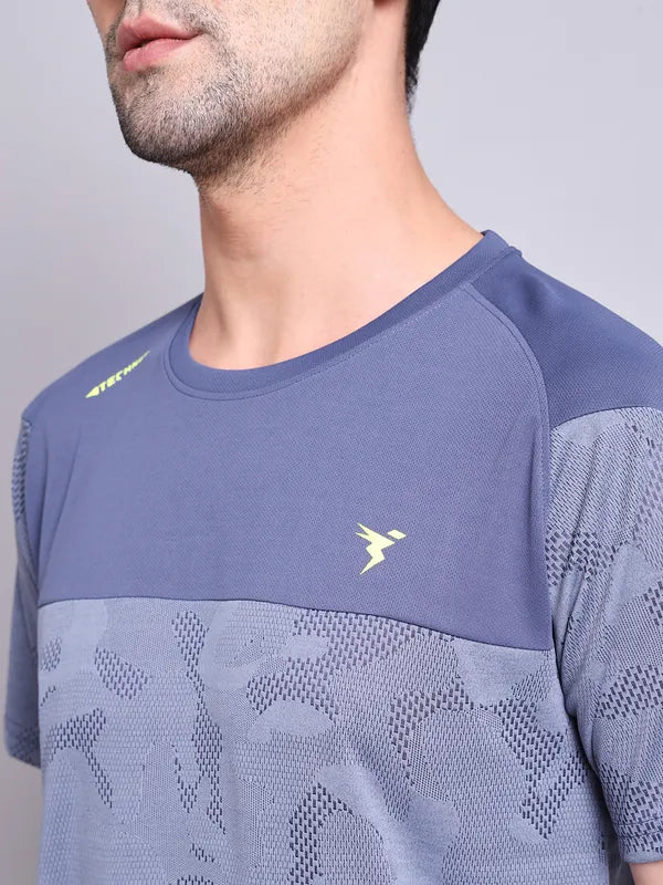 Men Jacquard Slim Fit Crew Neck T-shirt with VENTMESH - Image 7