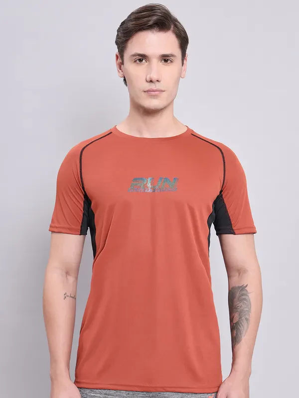 Men Printed Regular Fit Crew Neck T-shirt with TECHNO COOL+ - Image 2