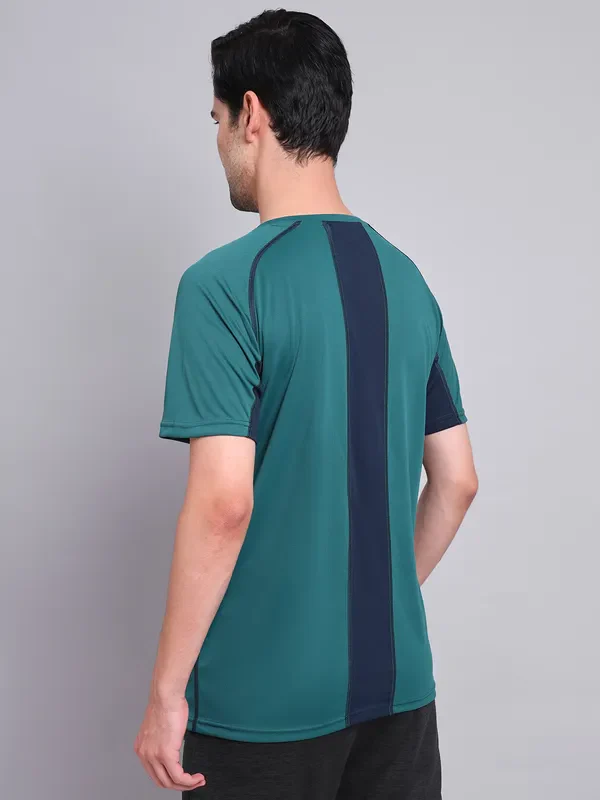 Men Printed Regular Fit Crew Neck T-shirt with TECHNO COOL+ - Image 3