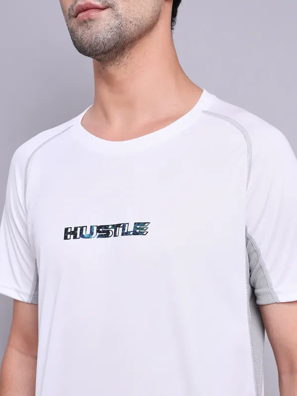 Men Printed Regular Fit Crew Neck T-shirt with TECHNO COOL+ - Image 6