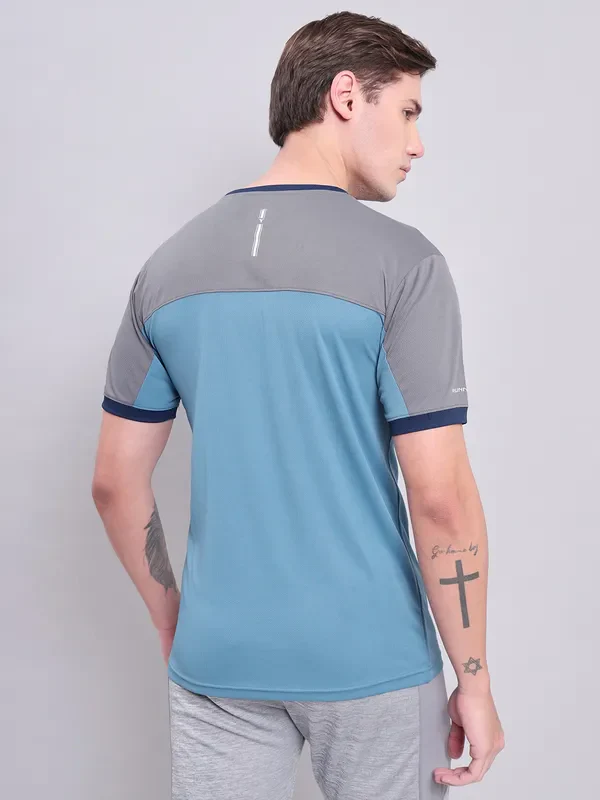 Men Colorblock Slim Fit Crew Neck T-shirt with TECHNO COOL+ - Image 3