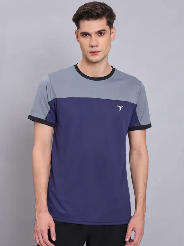 Men Colorblock Slim Fit Crew Neck T-shirt with TECHNO COOL+ - Image 2