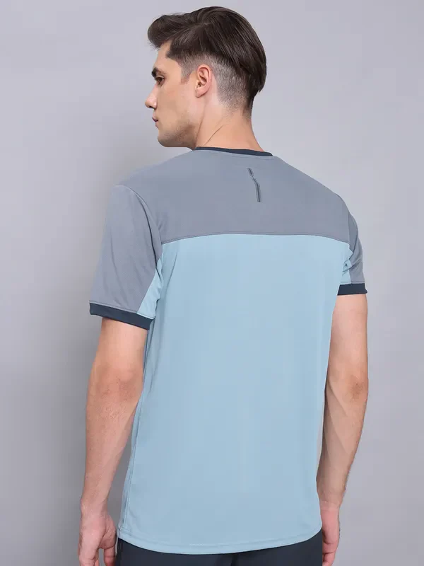 Men Colorblock Slim Fit Crew Neck T-shirt with TECHNO COOL+ - Image 3
