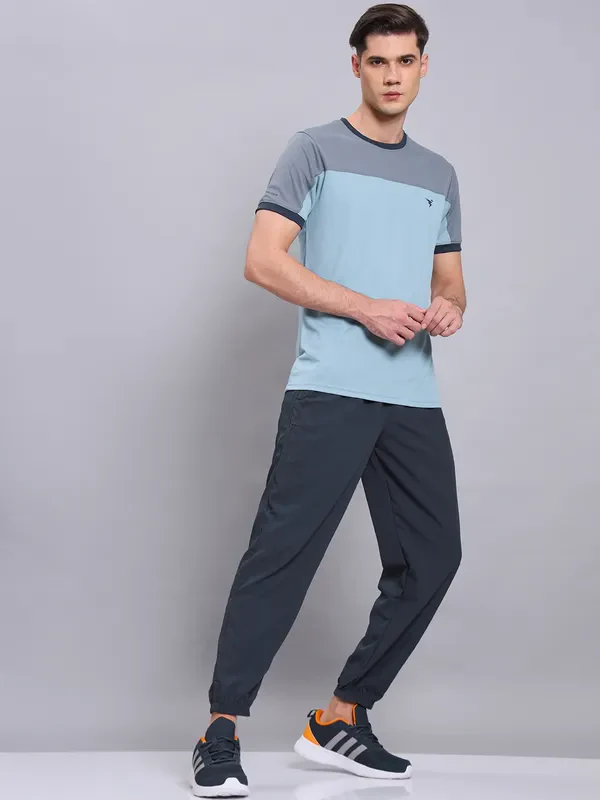 Men Colorblock Slim Fit Crew Neck T-shirt with TECHNO COOL+ - Image 5