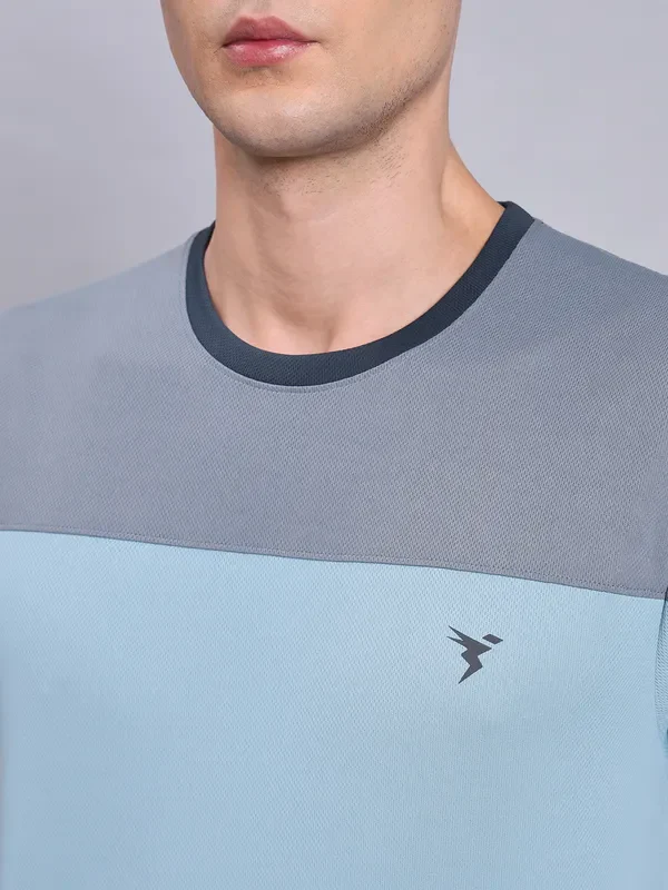 Men Colorblock Slim Fit Crew Neck T-shirt with TECHNO COOL+ - Image 6