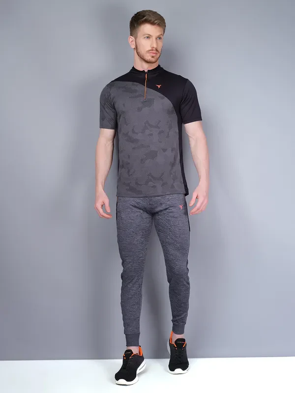 Men Self Design Slim Fit Mock Neck T-shirt with VENTMESH - Image 4