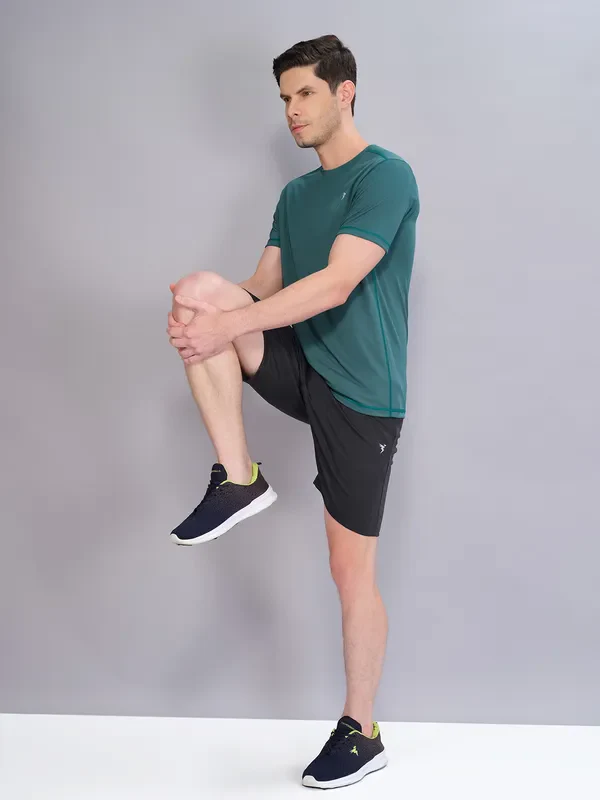 Men Solid Slim Fit Shorts with ELASTO PLUS - Image 4