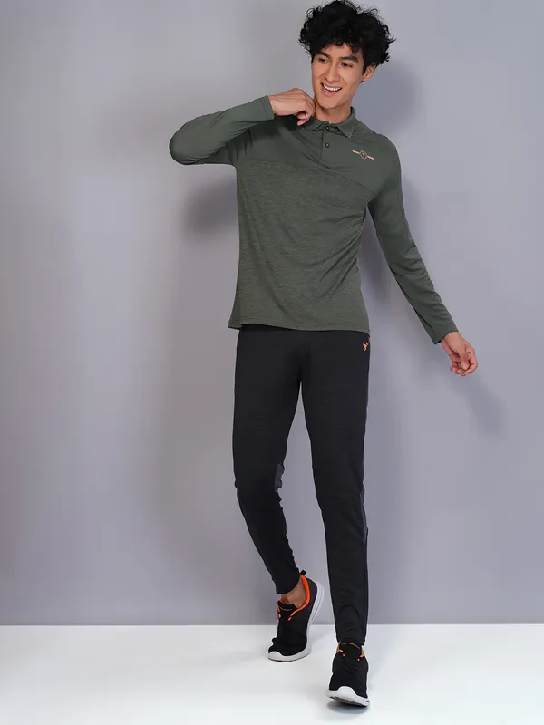 Men Melange Slim Fit Polo T-shirt with DOUBLE COOL - Image 4