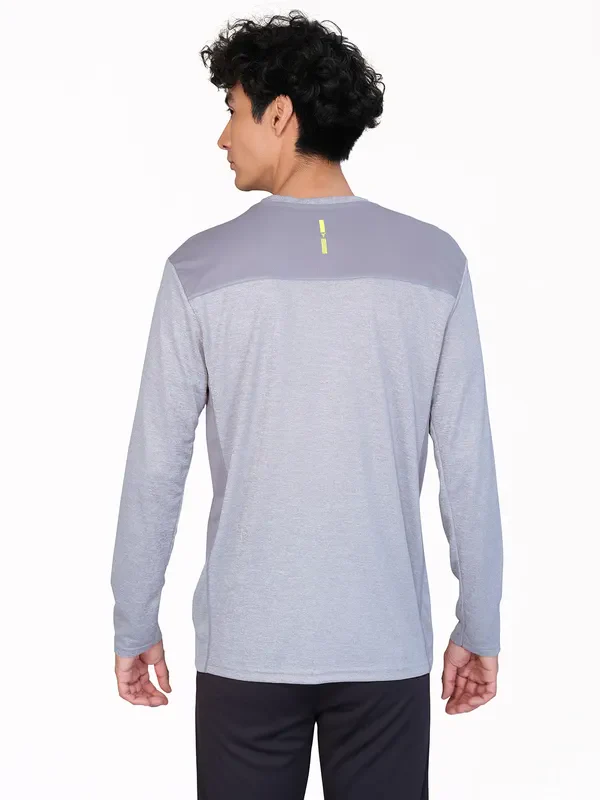 Men Melange Slim Fit Crew Neck T-shirt with DOUBLE COOL - Image 4