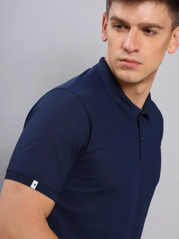 Men Solid Slim Fit Polo T-shirt with MATPIQ - Image 5