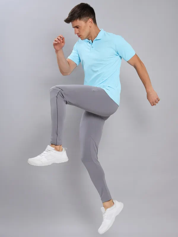 Men Solid Slim Fit Polo T-shirt with MATPIQ - Image 2