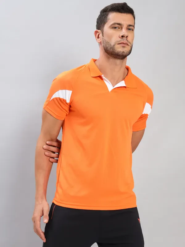 Men Colorblock Slim Fit Polo T-shirt with TECHNO COOL+