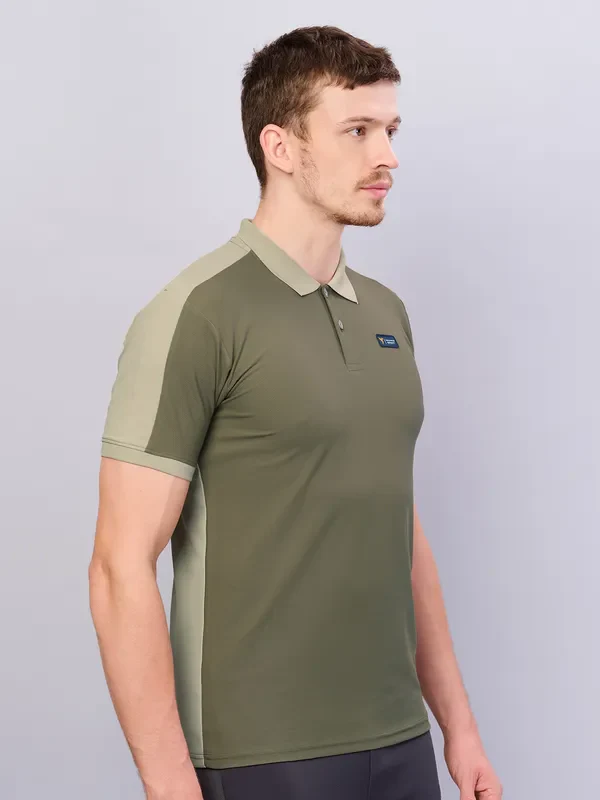 Men Colorblock Slim Fit Polo T-shirt with MATPIQ - Image 4