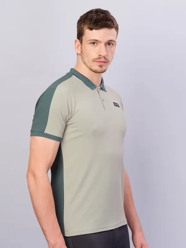 Men Colorblock Slim Fit Polo T-shirt with MATPIQ - Image 4