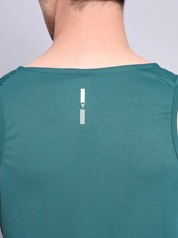 Men Colorblock Slim Fit Scoop Neck Innerwear Vest with TECHNO COOL+ - Image 6
